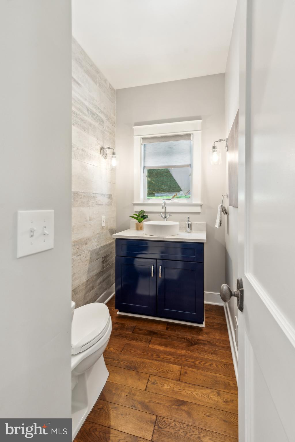 BROYHILL HILLS - Residential