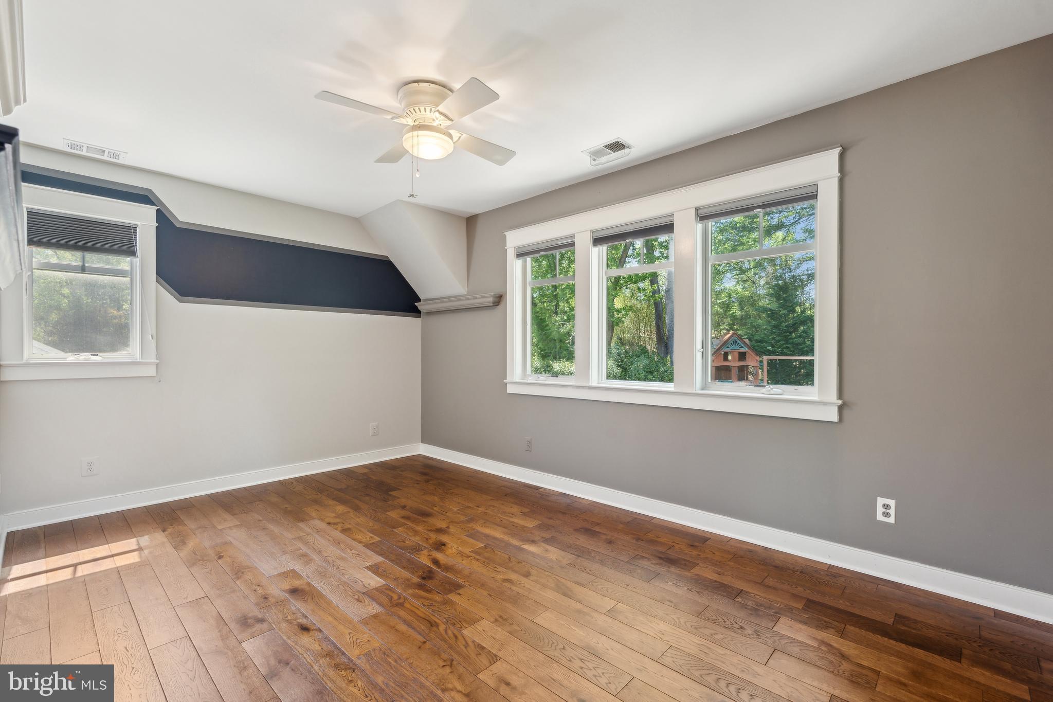 BROYHILL HILLS - Residential