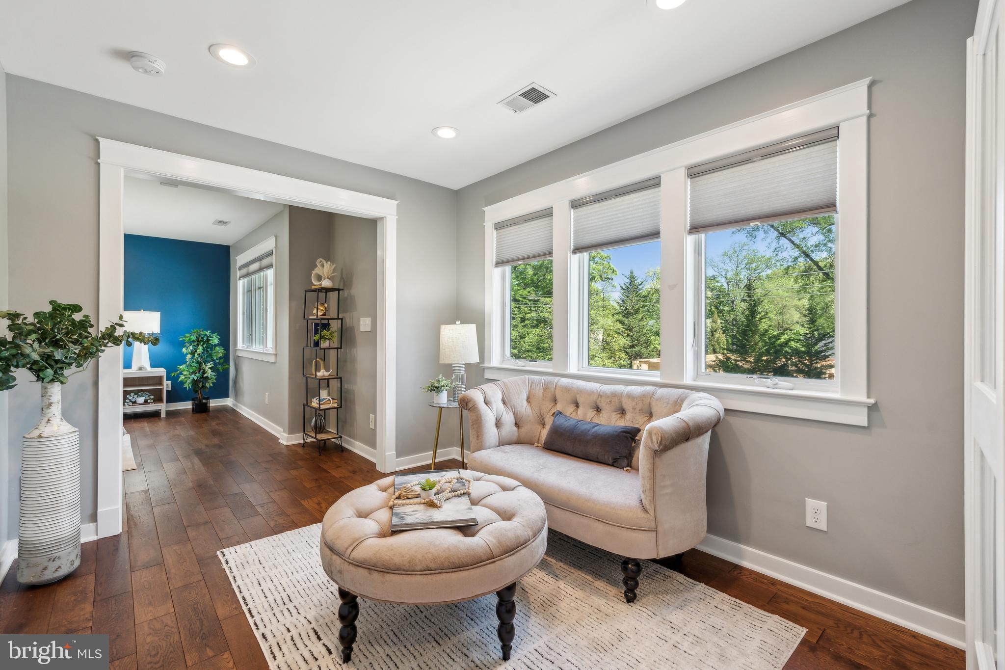 BROYHILL HILLS - Residential