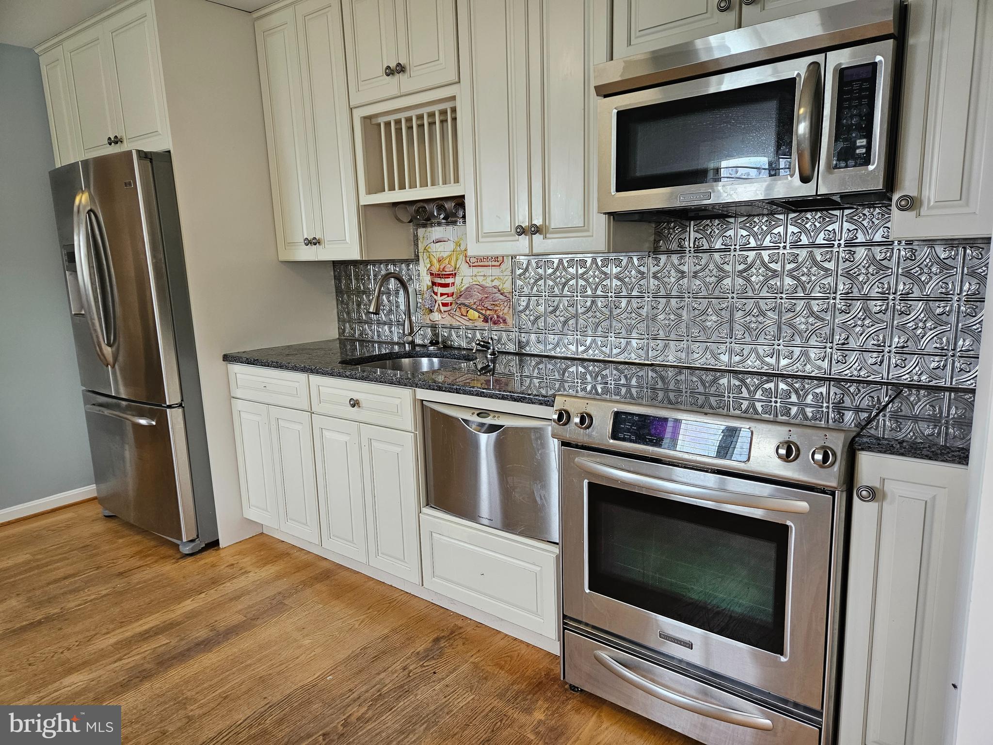 KENT ISLAND ESTATES - Residential