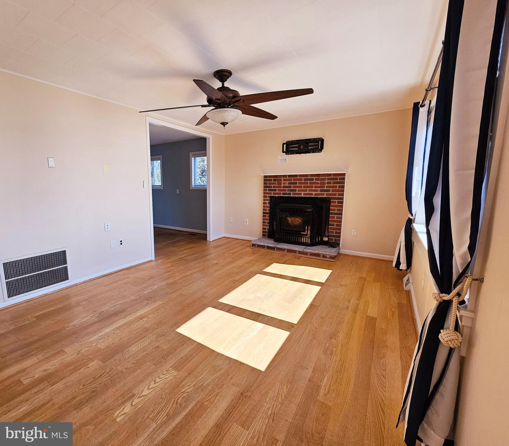 KENT ISLAND ESTATES - Residential