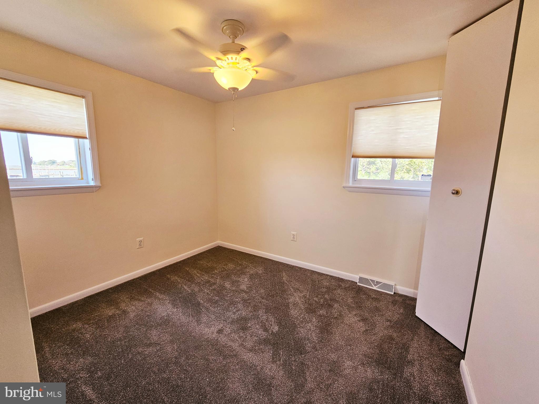 KENT ISLAND ESTATES - Residential