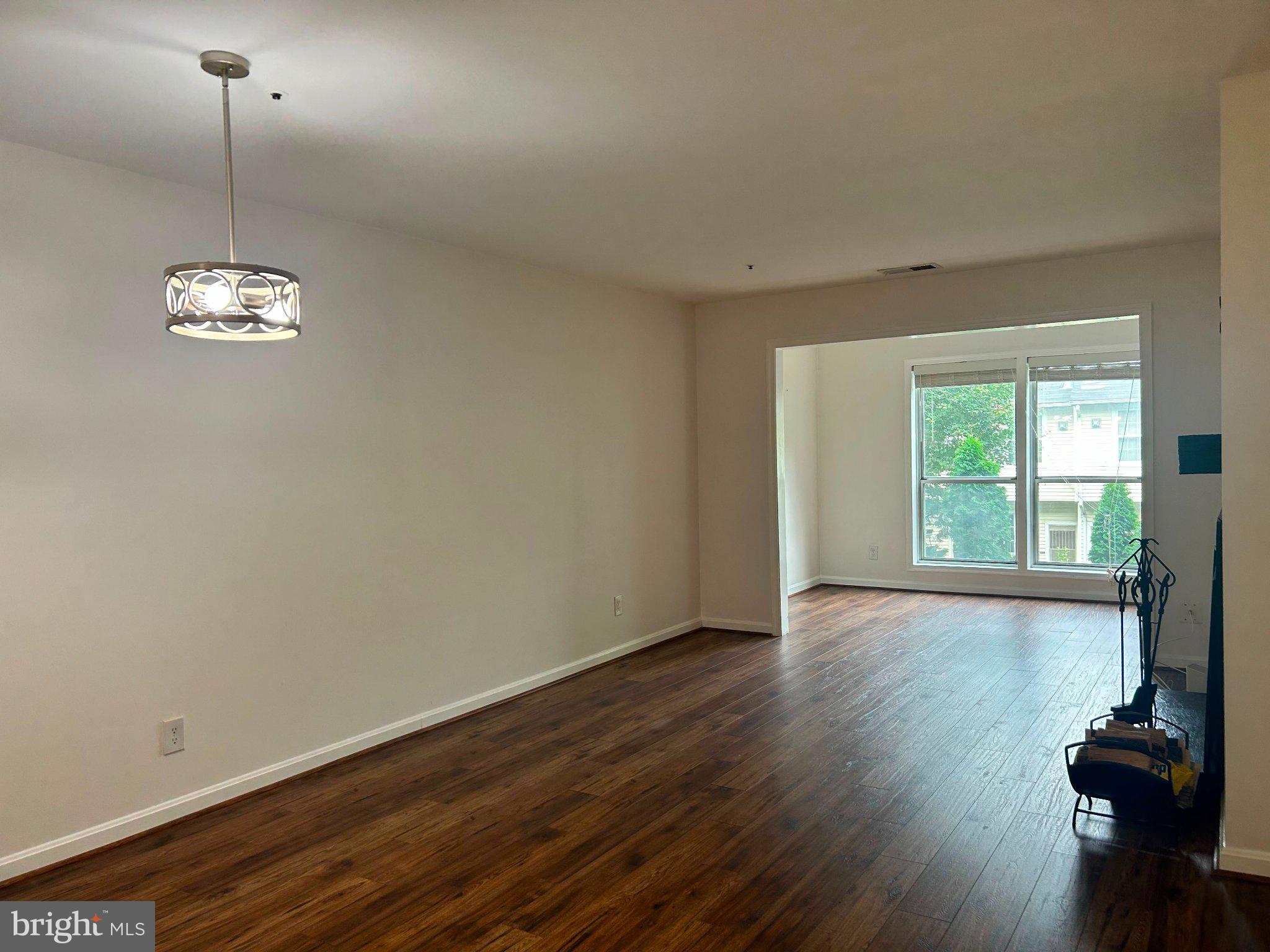 3176 SUMMIT SQUARE DRIVE 4-C5