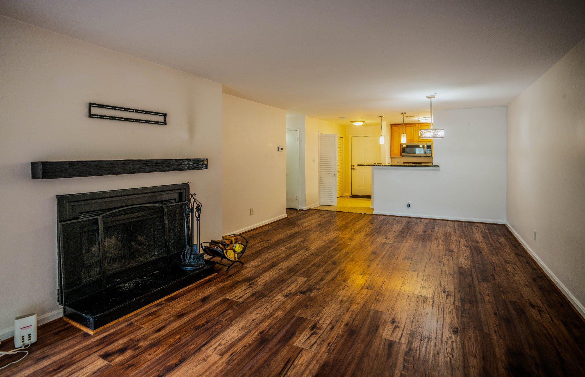 3176 SUMMIT SQUARE DRIVE 4-C5