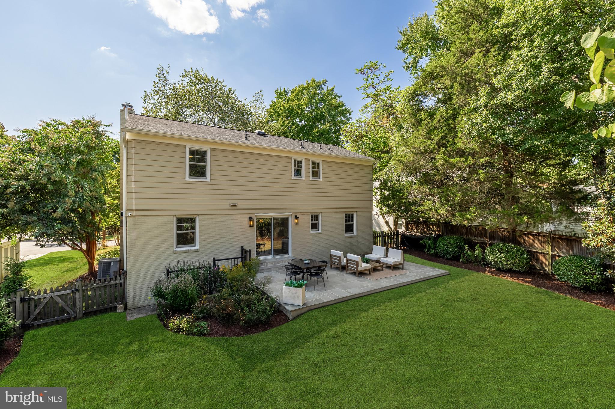 WOODBURN - Residential