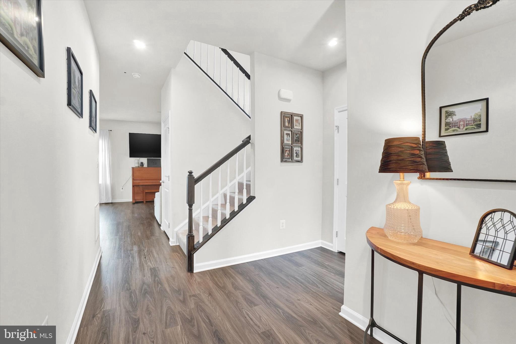 REYNOLD'S OVERLOOK - Residential