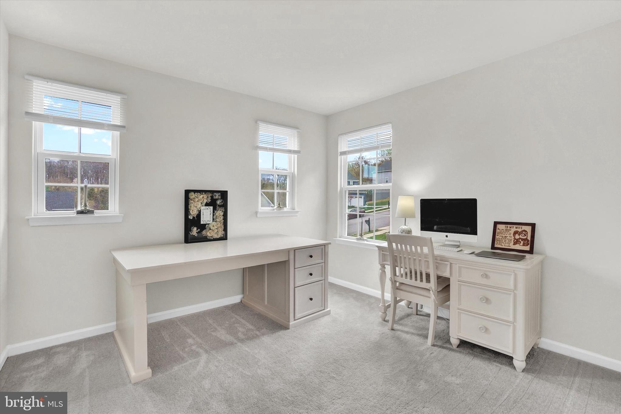 REYNOLD'S OVERLOOK - Residential