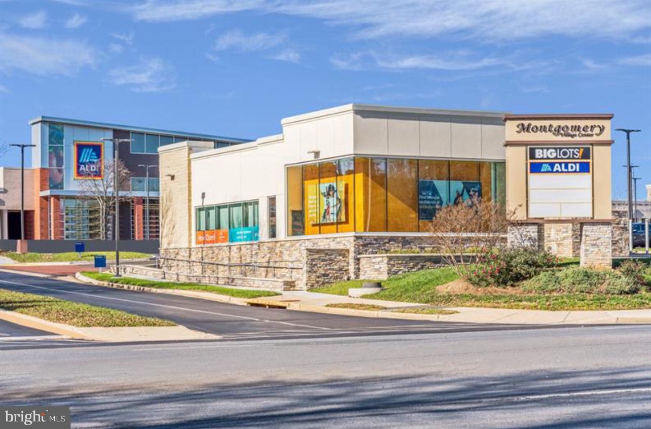 ROGERS FORGE - Residential