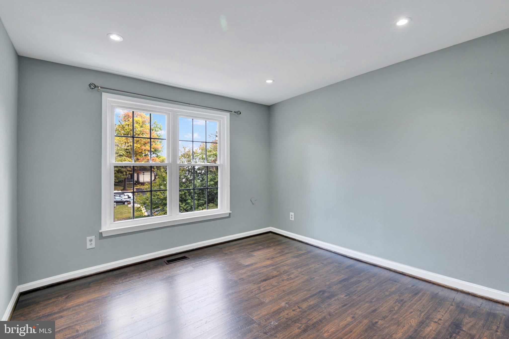 ROGERS FORGE - Residential