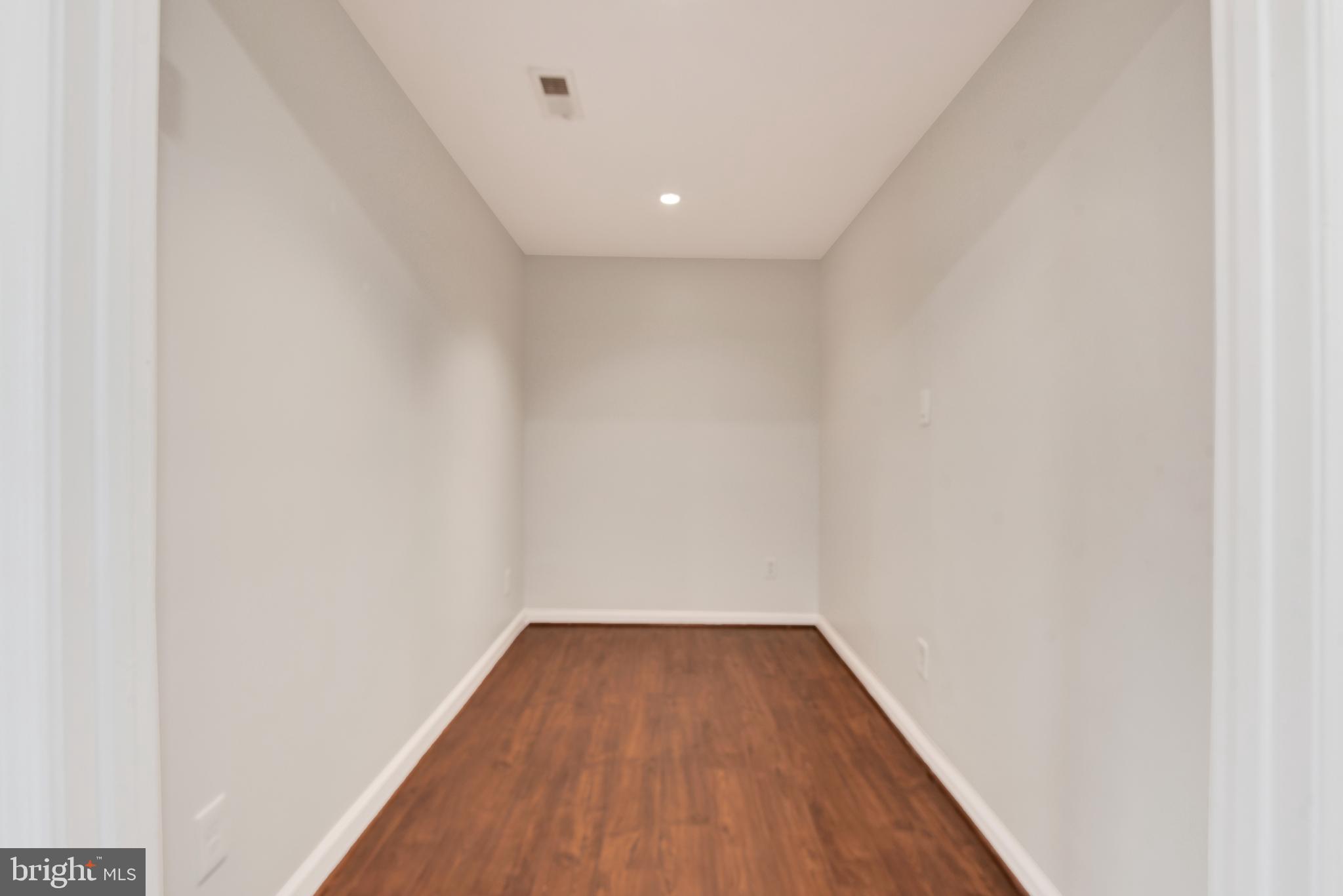 ROGERS FORGE - Residential