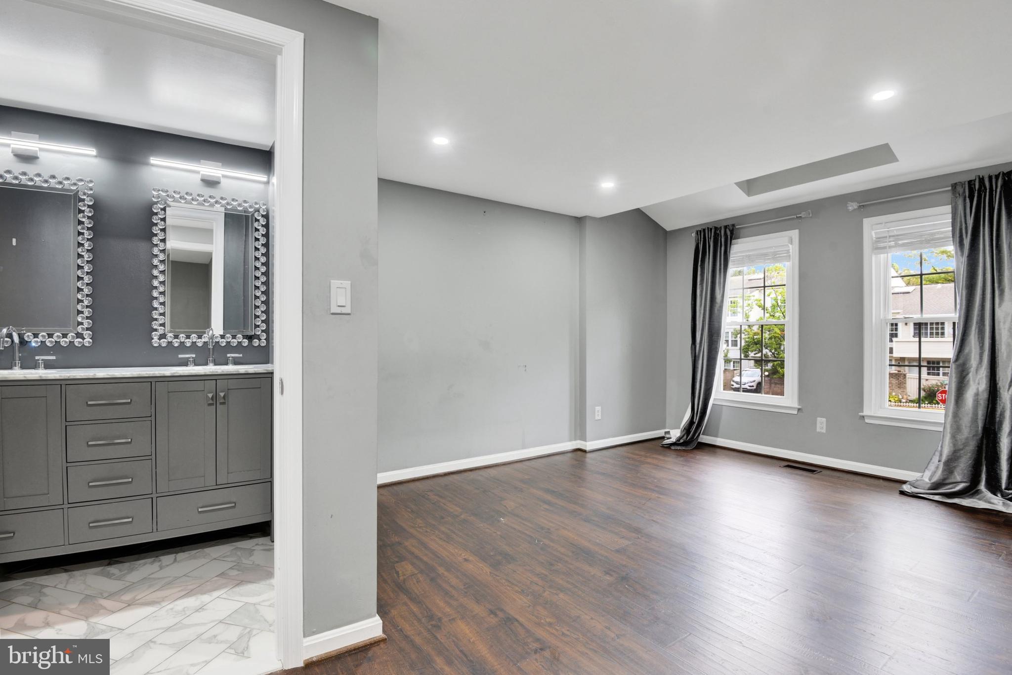 ROGERS FORGE - Residential