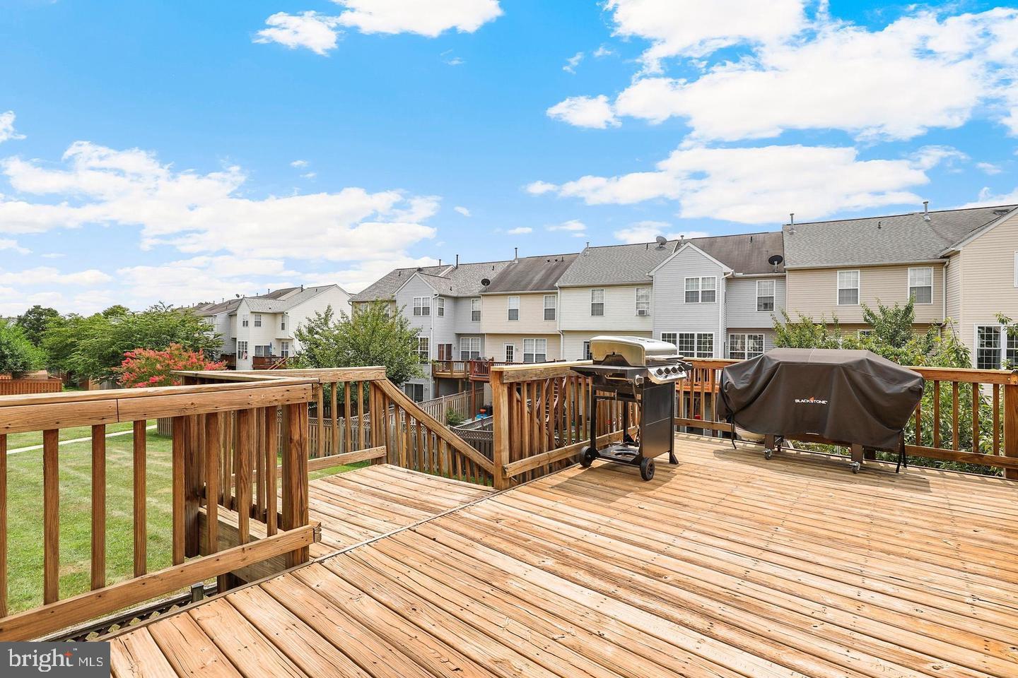 NORTH CROSSING - Residential Lease