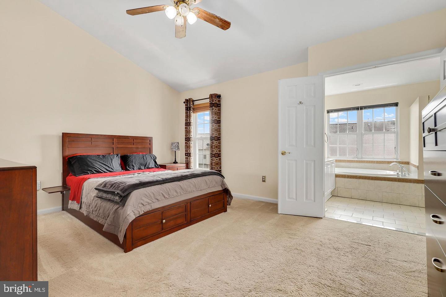 NORTH CROSSING - Residential Lease