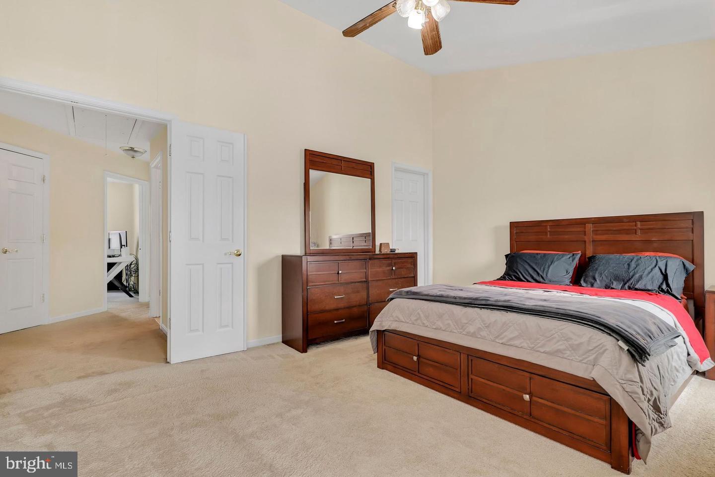 NORTH CROSSING - Residential Lease