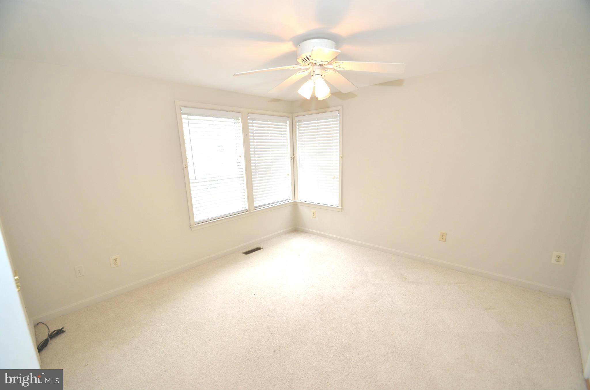 KINGSTOWNE - Residential Lease