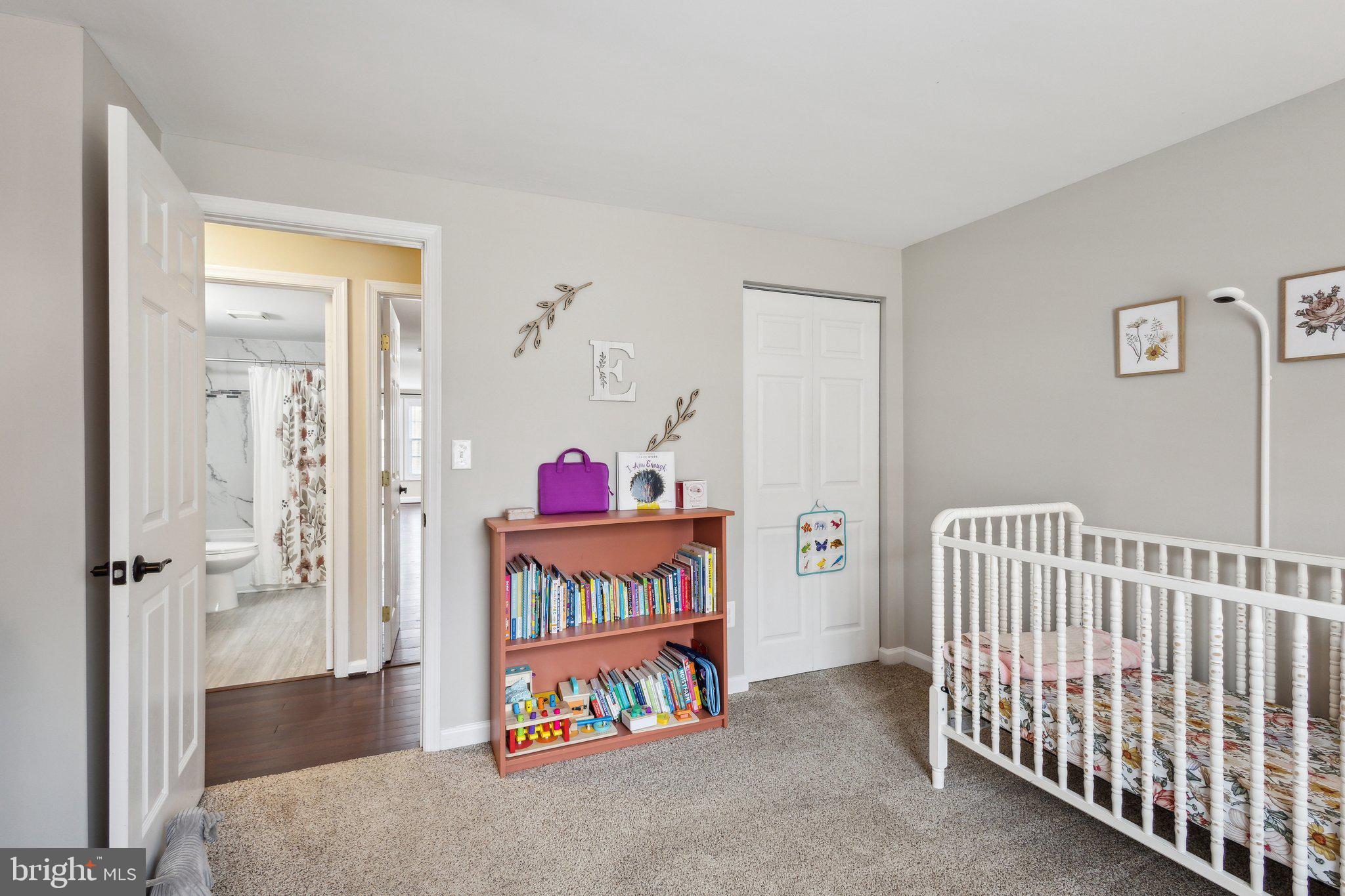 NEWINGTON FOREST - Residential