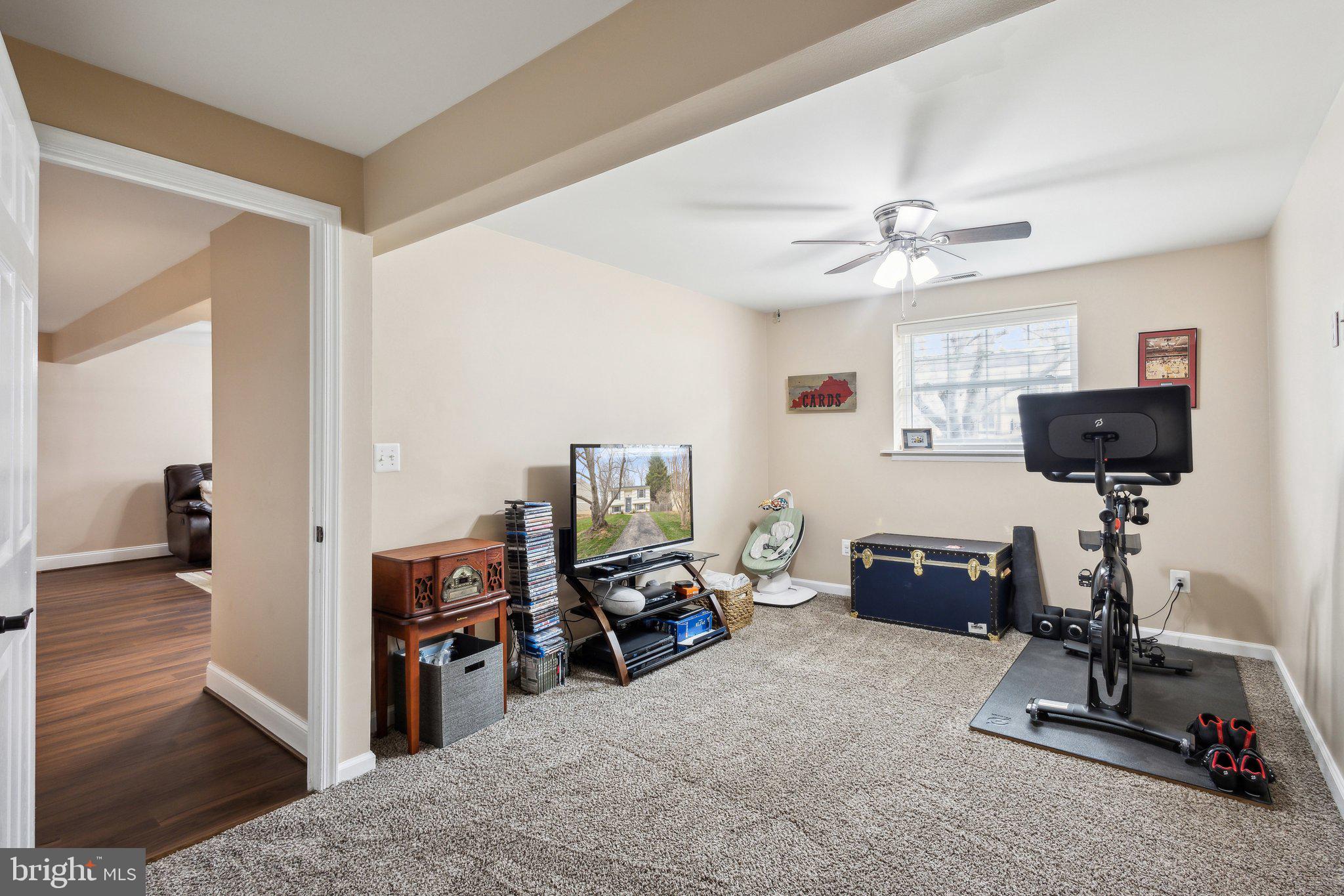 NEWINGTON FOREST - Residential