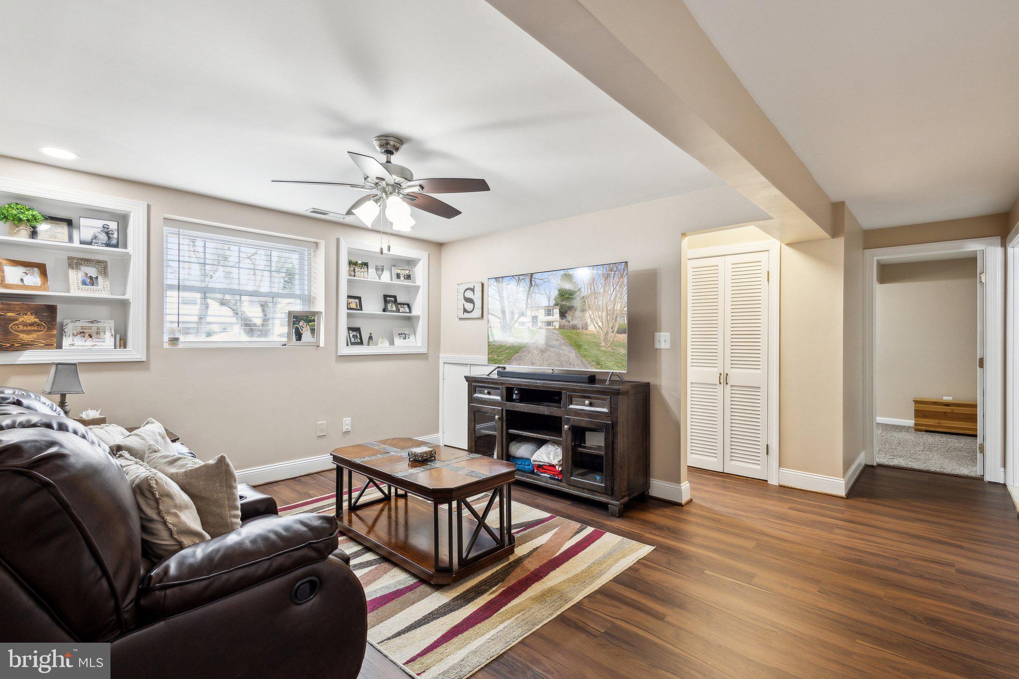 NEWINGTON FOREST - Residential