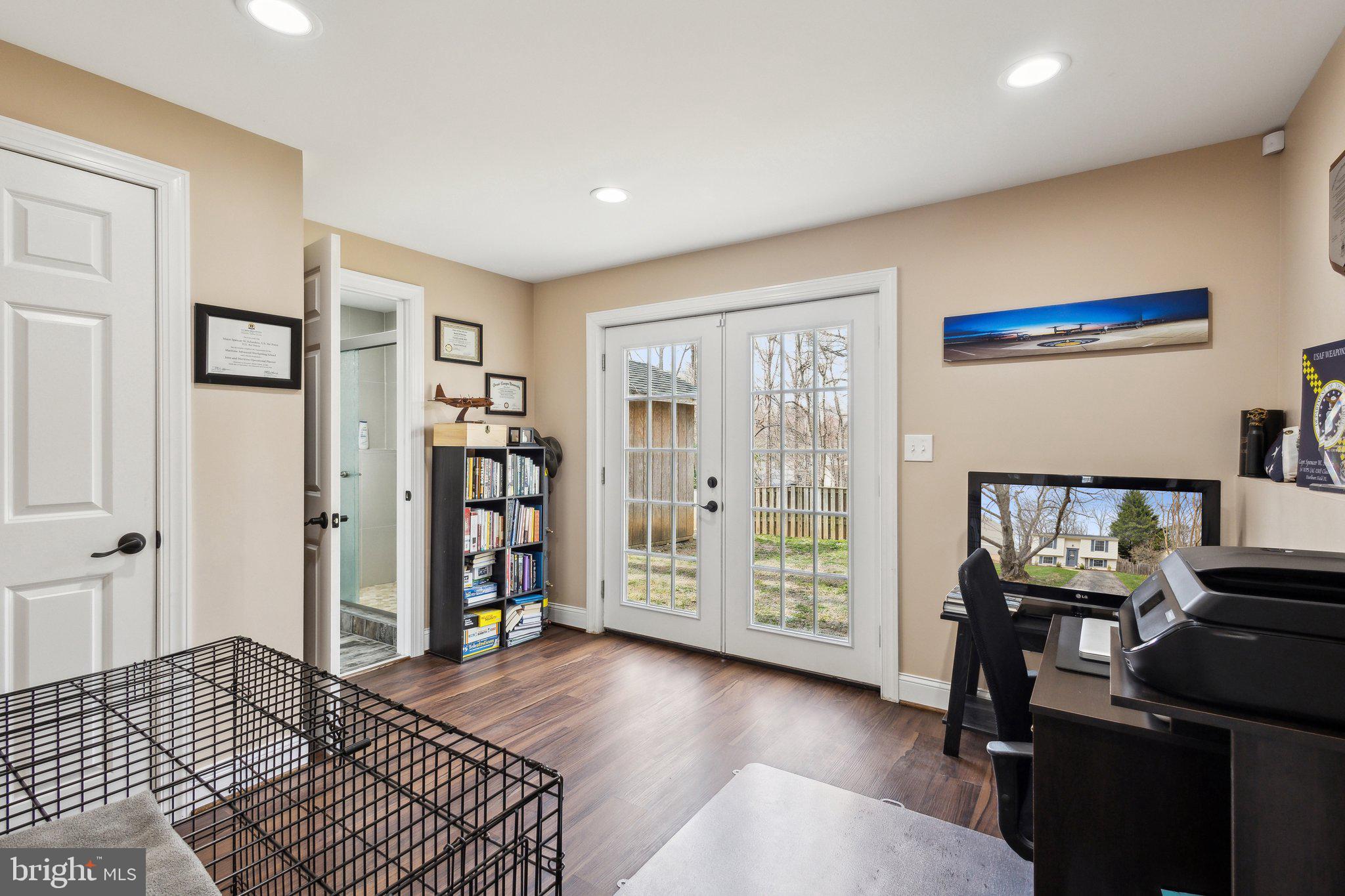 NEWINGTON FOREST - Residential