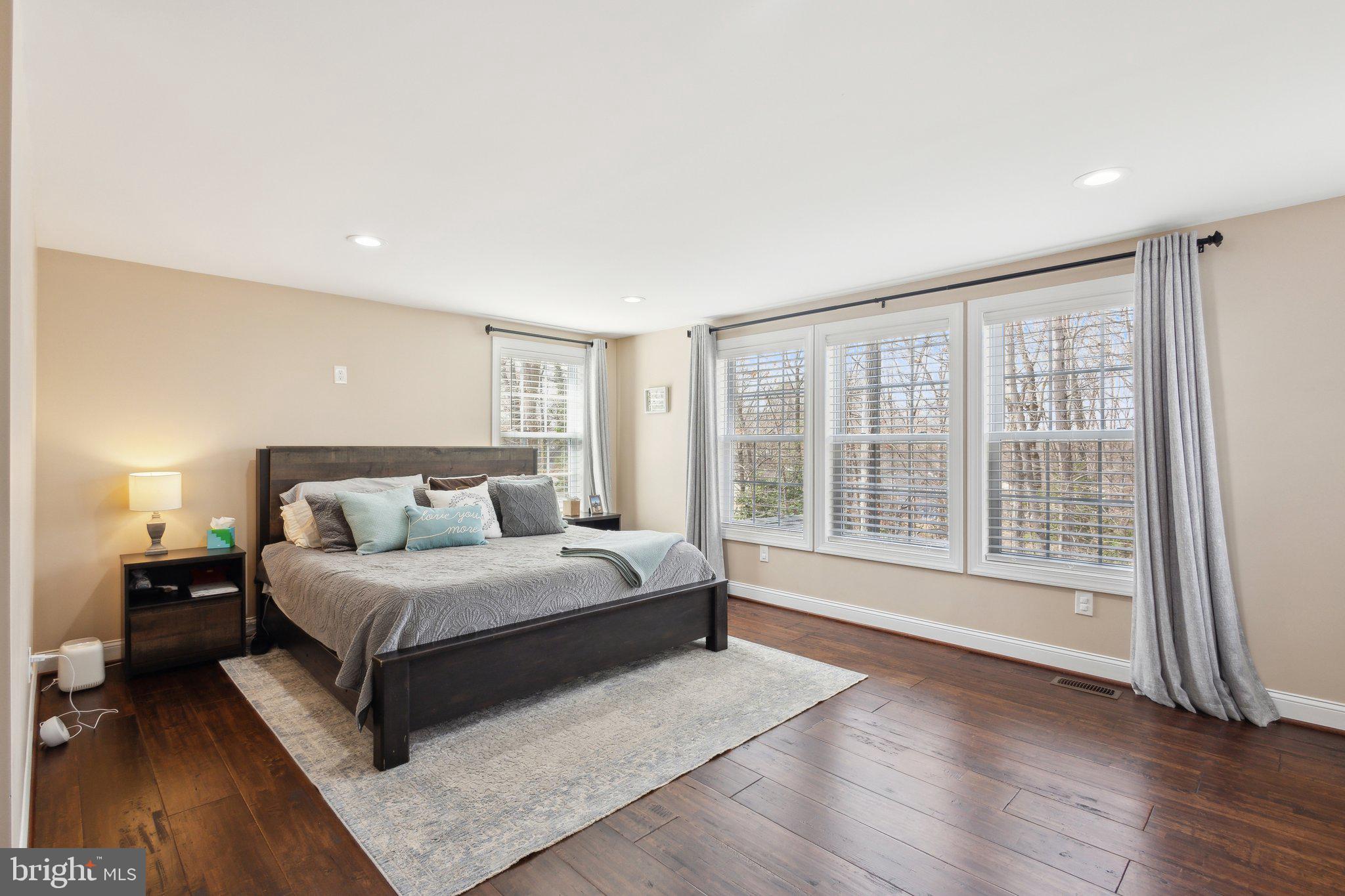 NEWINGTON FOREST - Residential