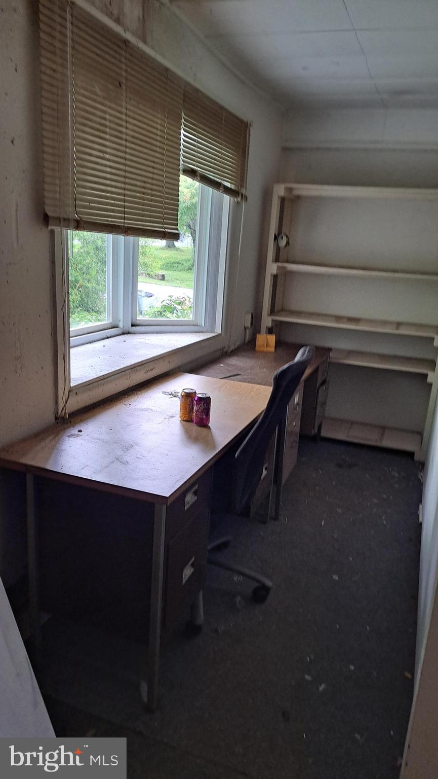 PERRY HALL - Residential