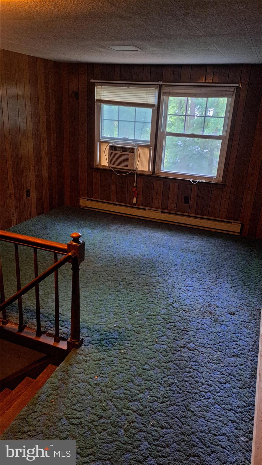 PERRY HALL - Residential