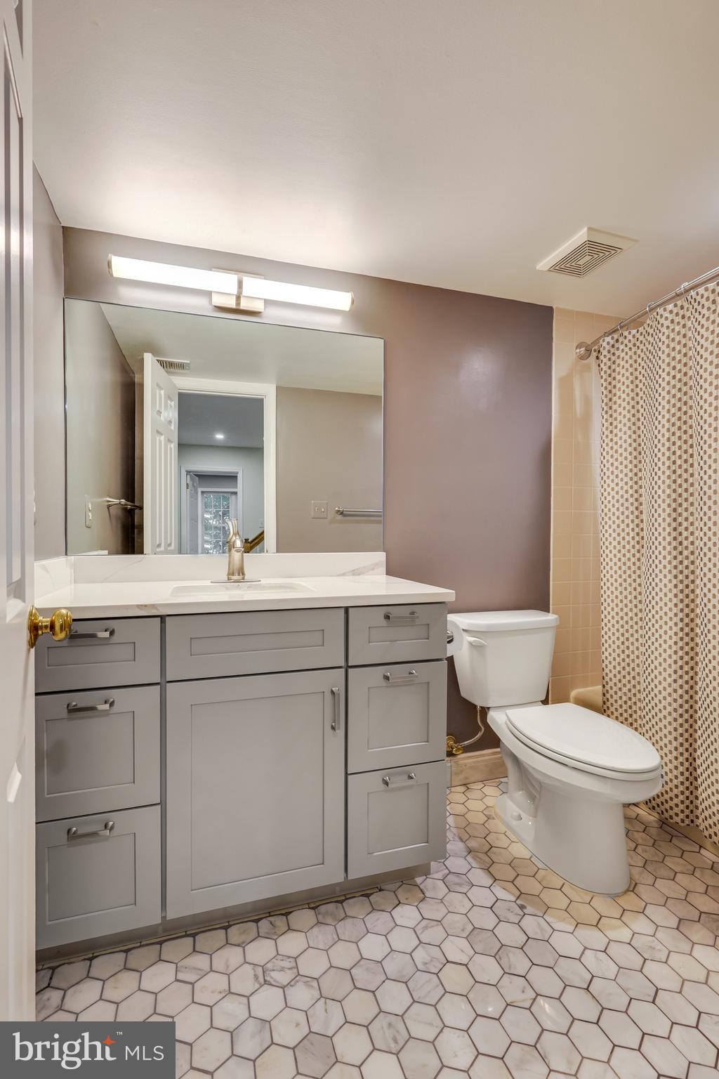 WOLFTRAP MEADOWS - Residential