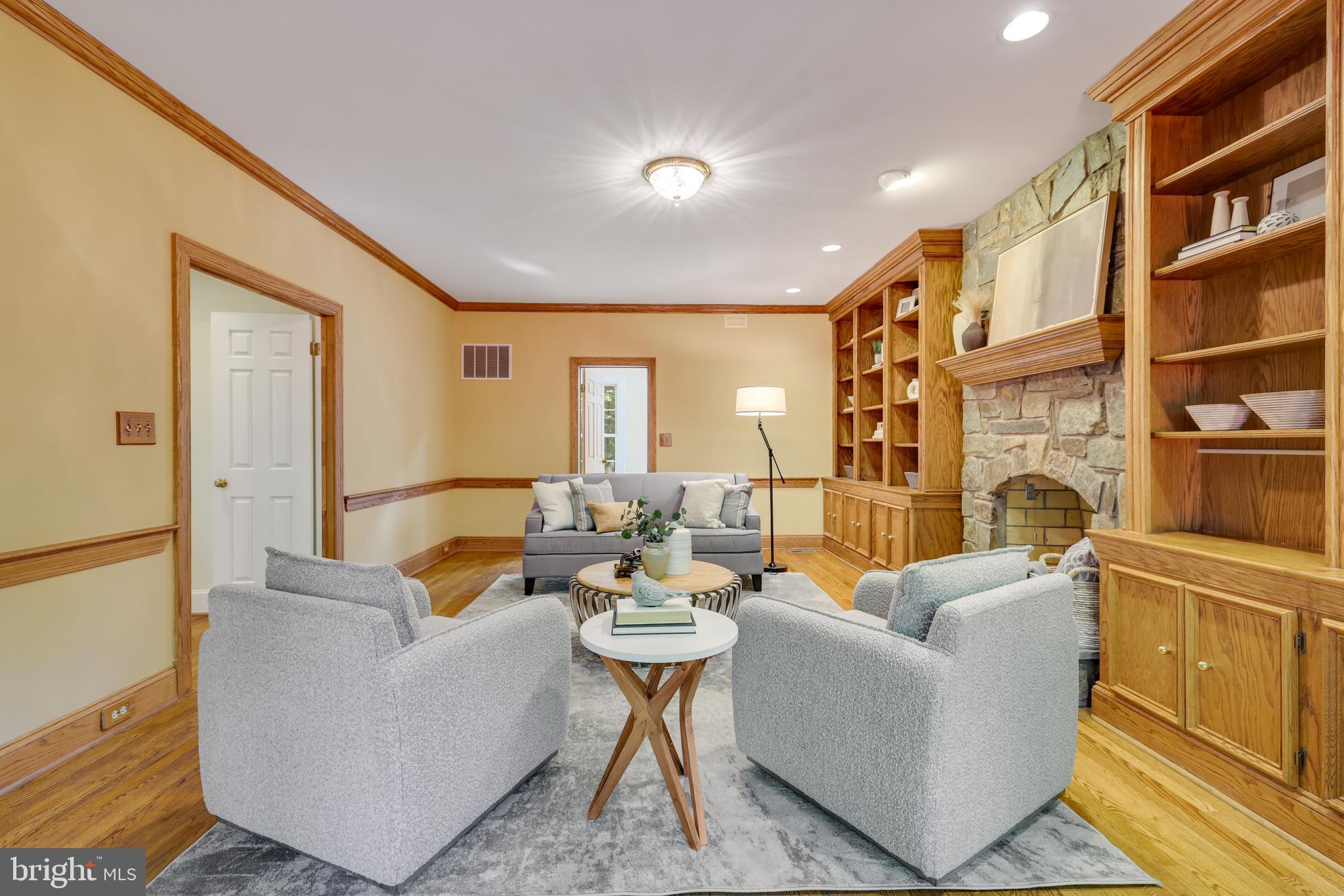 WOLFTRAP MEADOWS - Residential