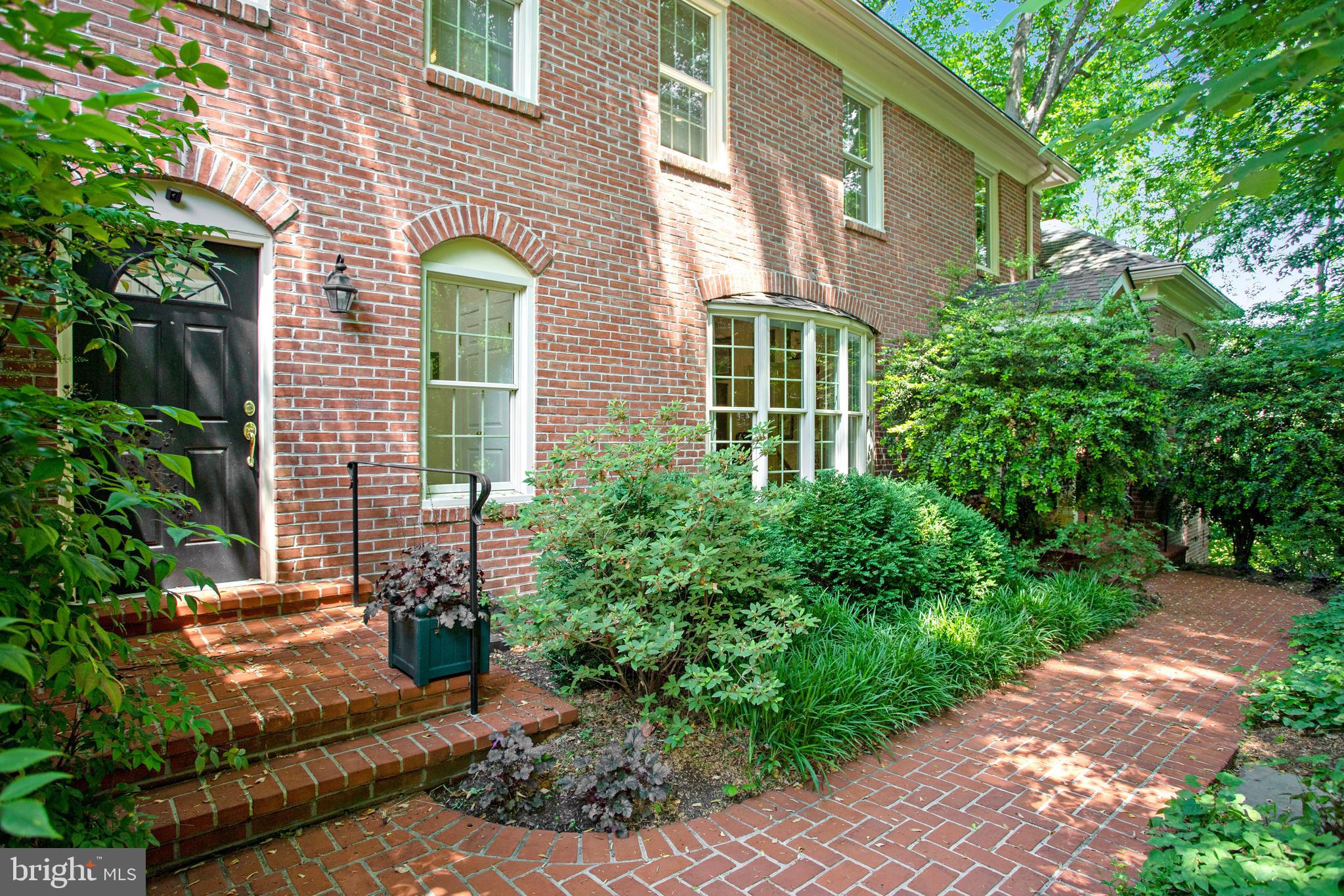 WOLFTRAP MEADOWS - Residential