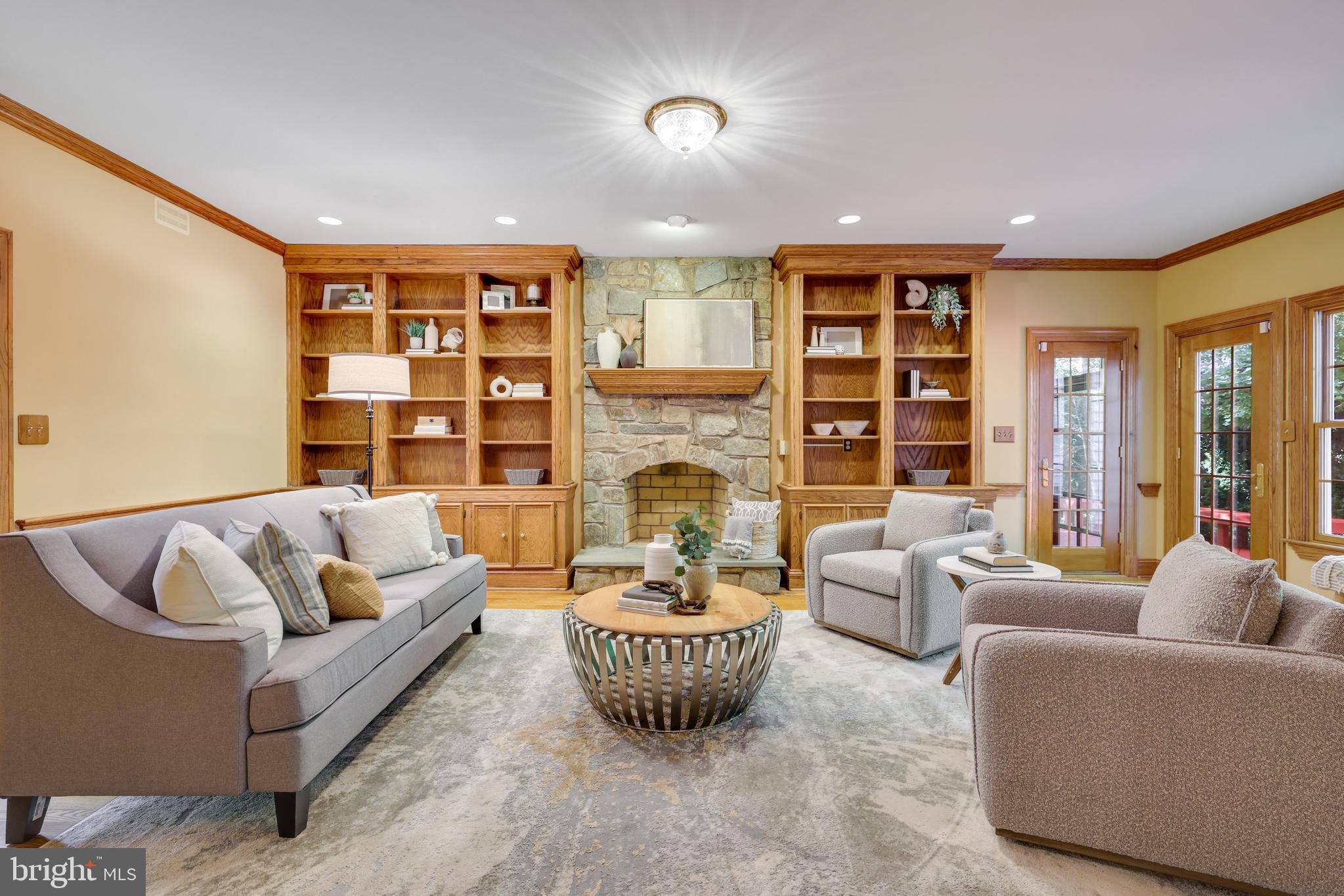 WOLFTRAP MEADOWS - Residential