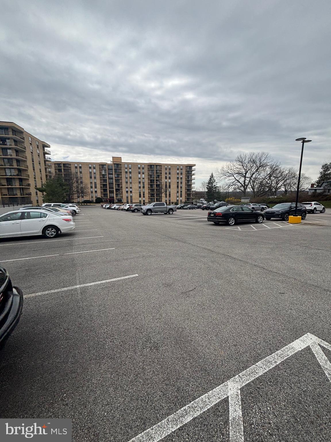 666 W GERMANTOWN PIKE 2321