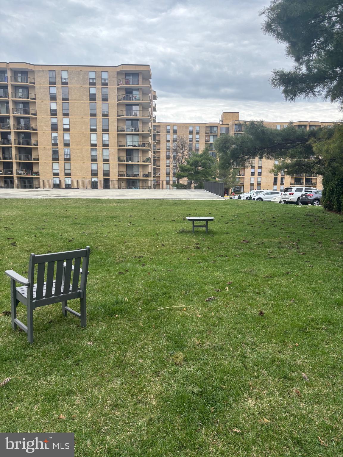 666 W GERMANTOWN PIKE 2321