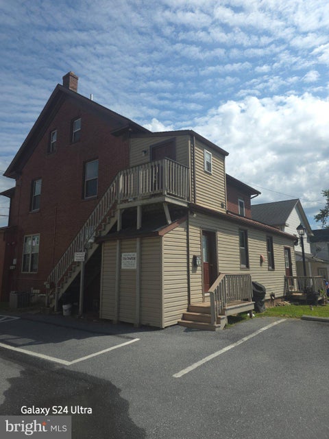 Condo For Rent - 28 S Poplar Street #APT 201<br/> Lancaster County, ELIZABETHTOWN, PA 17022