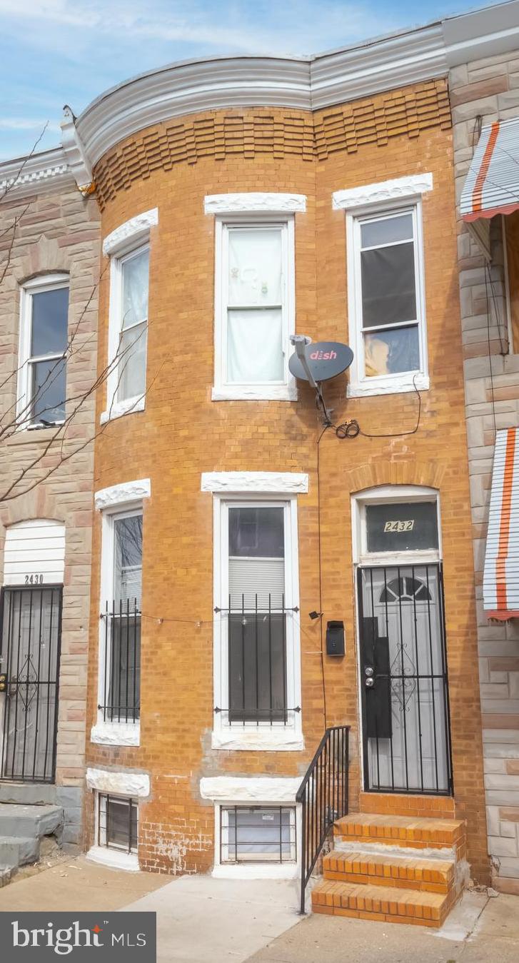 BROADWAY EAST - Residential
