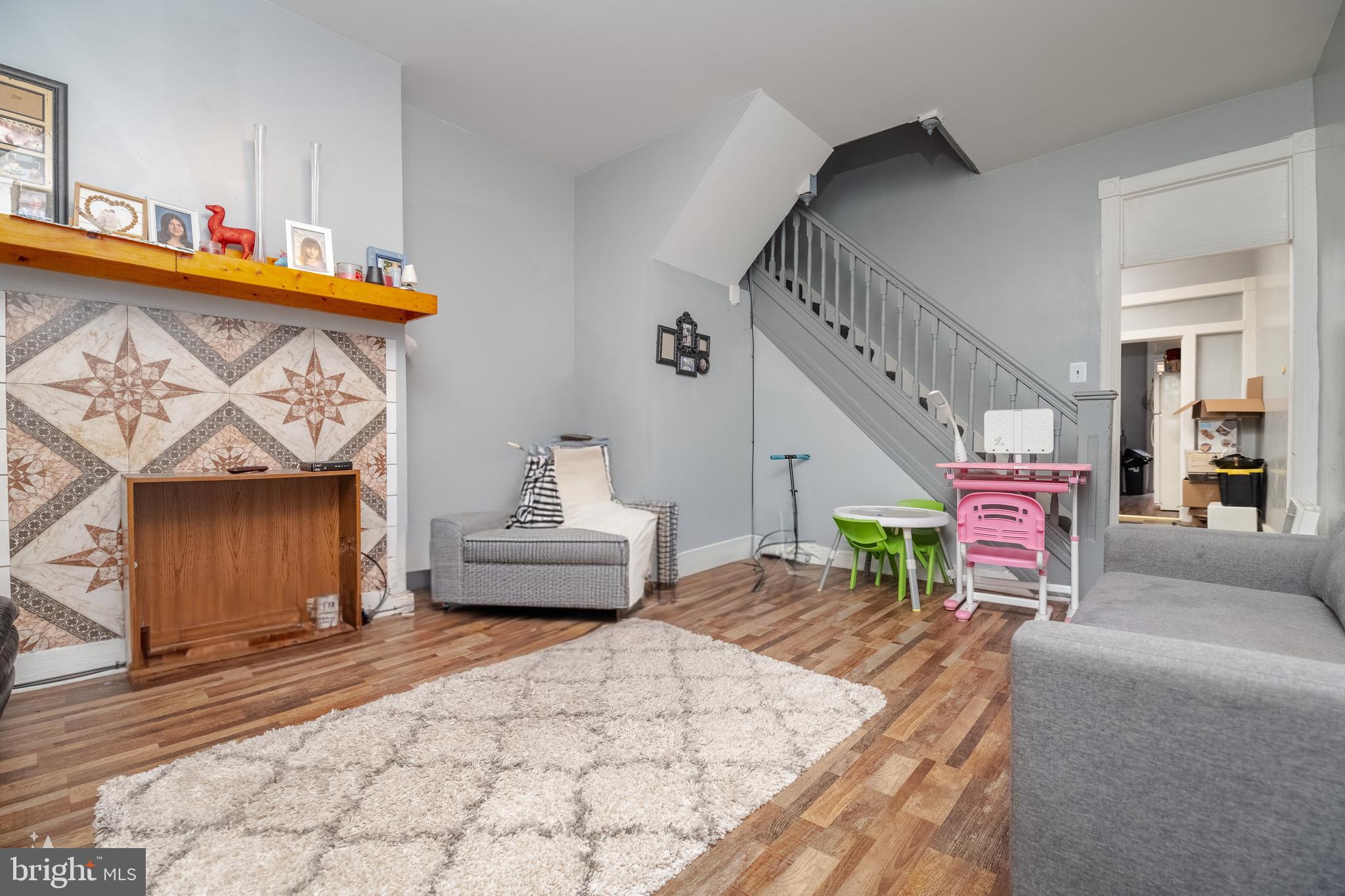 BROADWAY EAST - Residential
