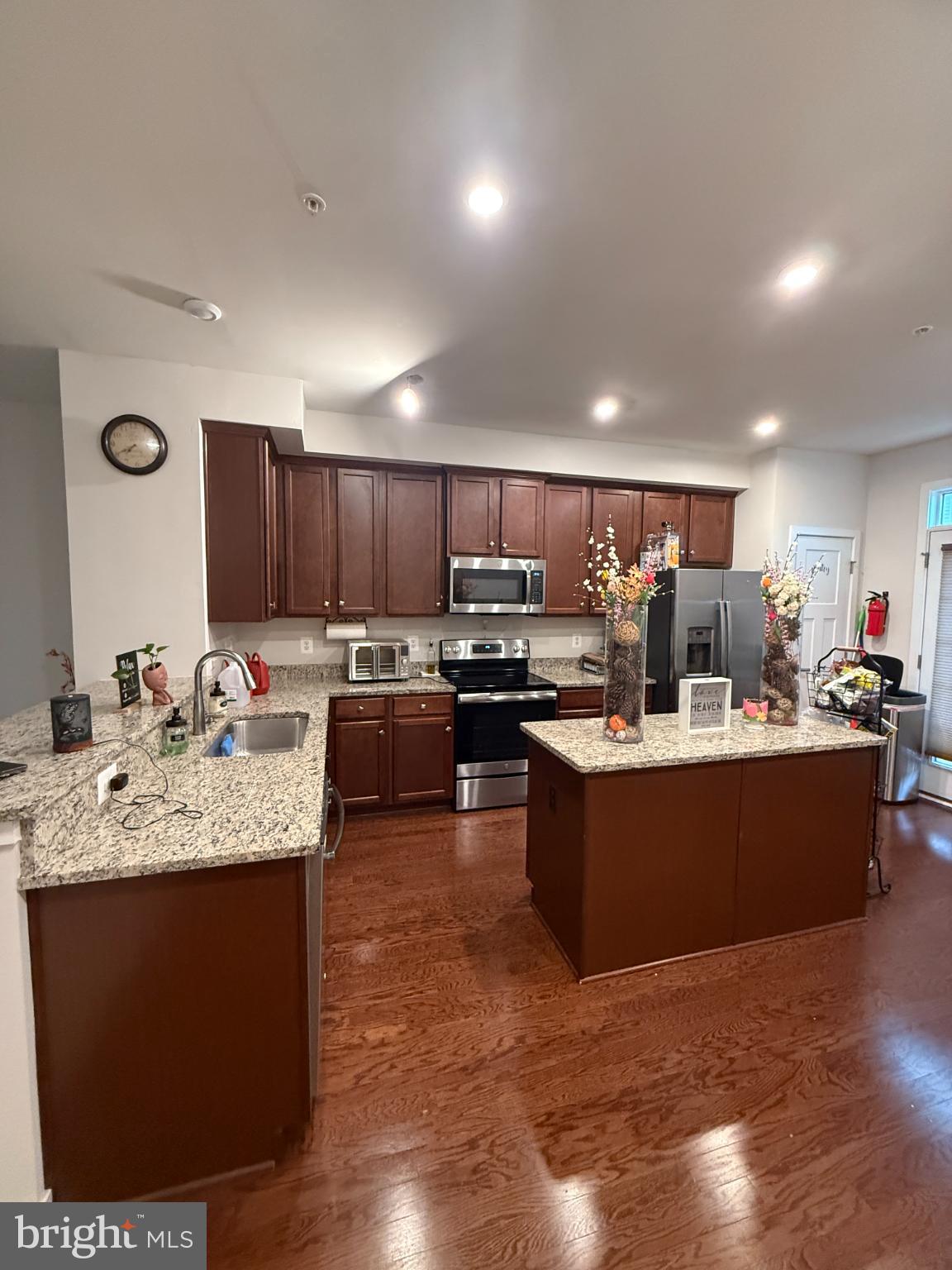 GREENBELT - Residential