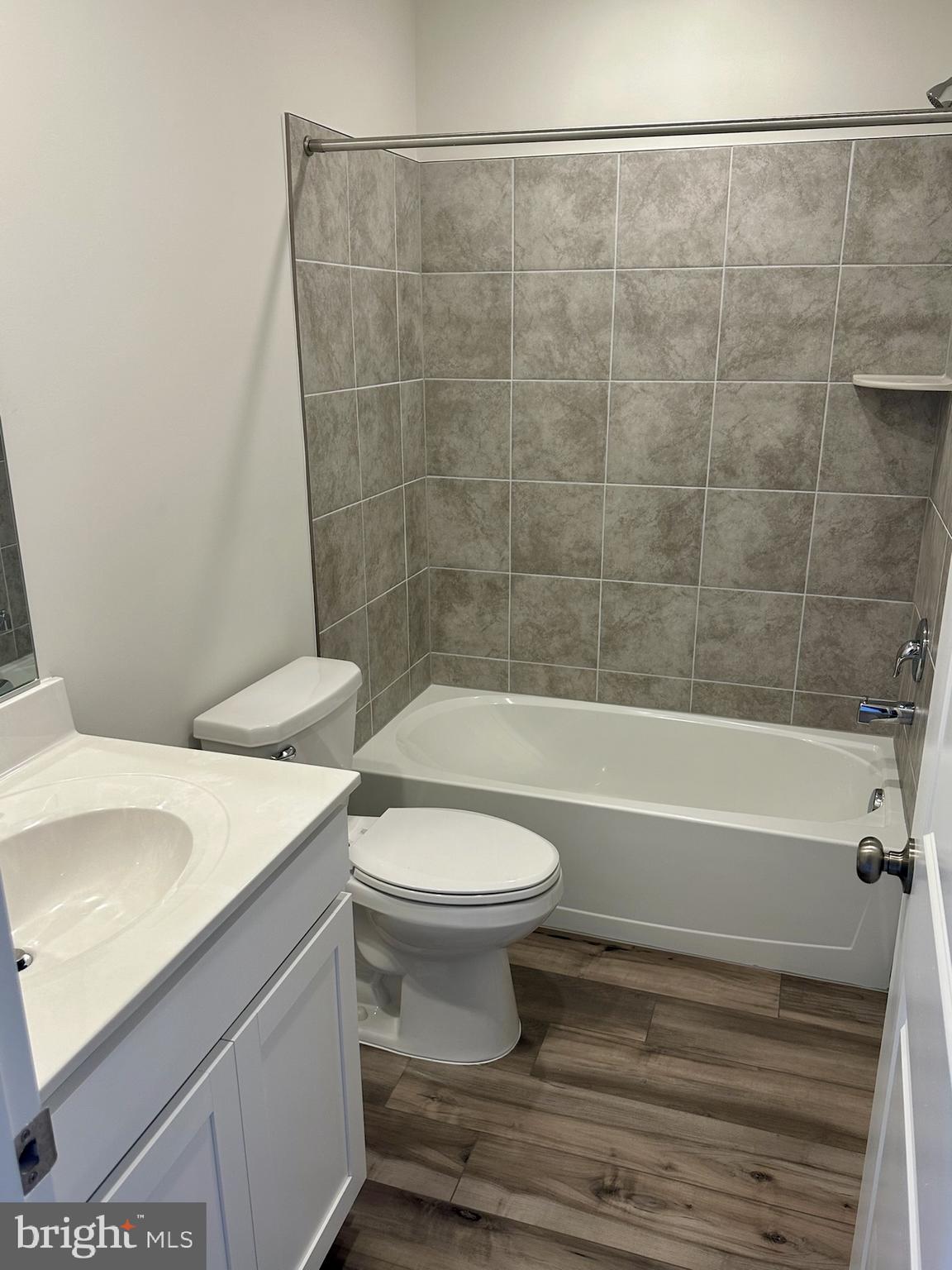 SHENANDOAH SPRINGS - Residential Lease