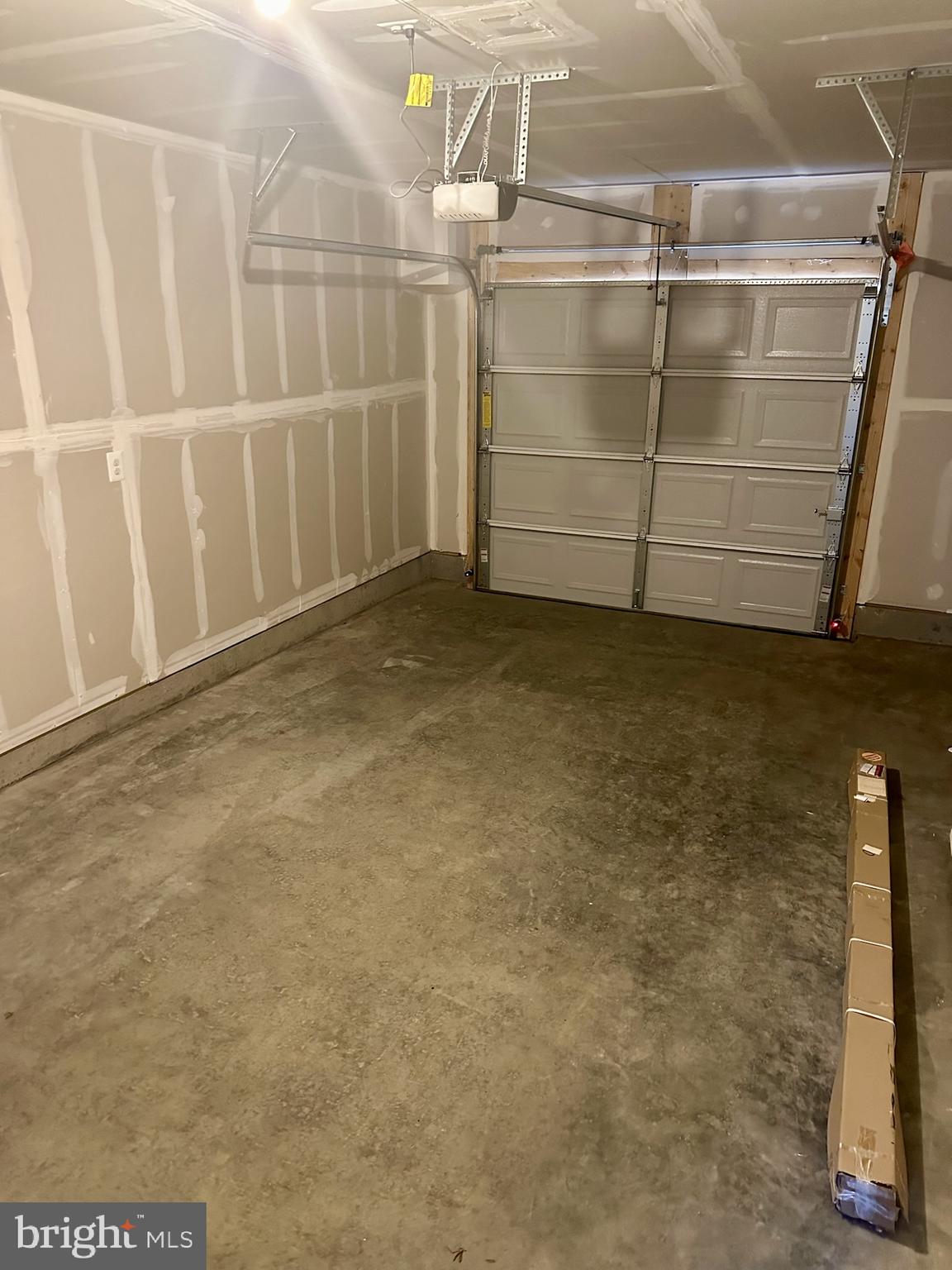 SHENANDOAH SPRINGS - Residential Lease