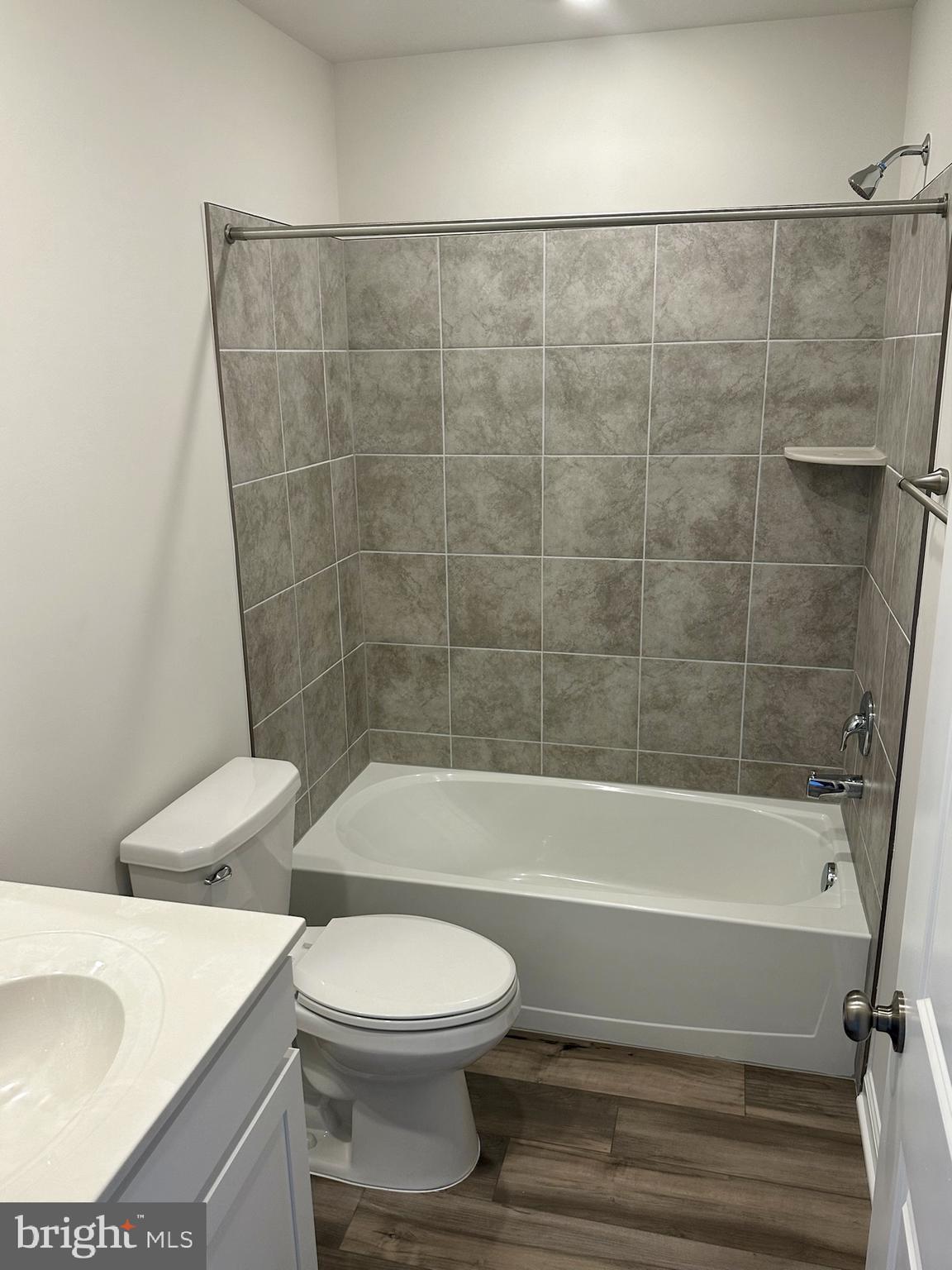 SHENANDOAH SPRINGS - Residential Lease