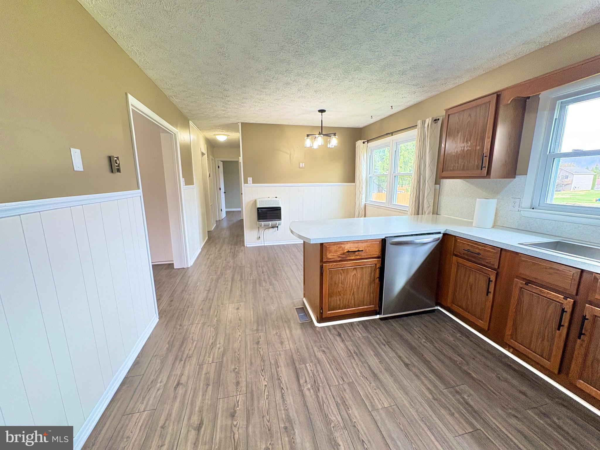 MASSANUTTEN VIEW - Residential