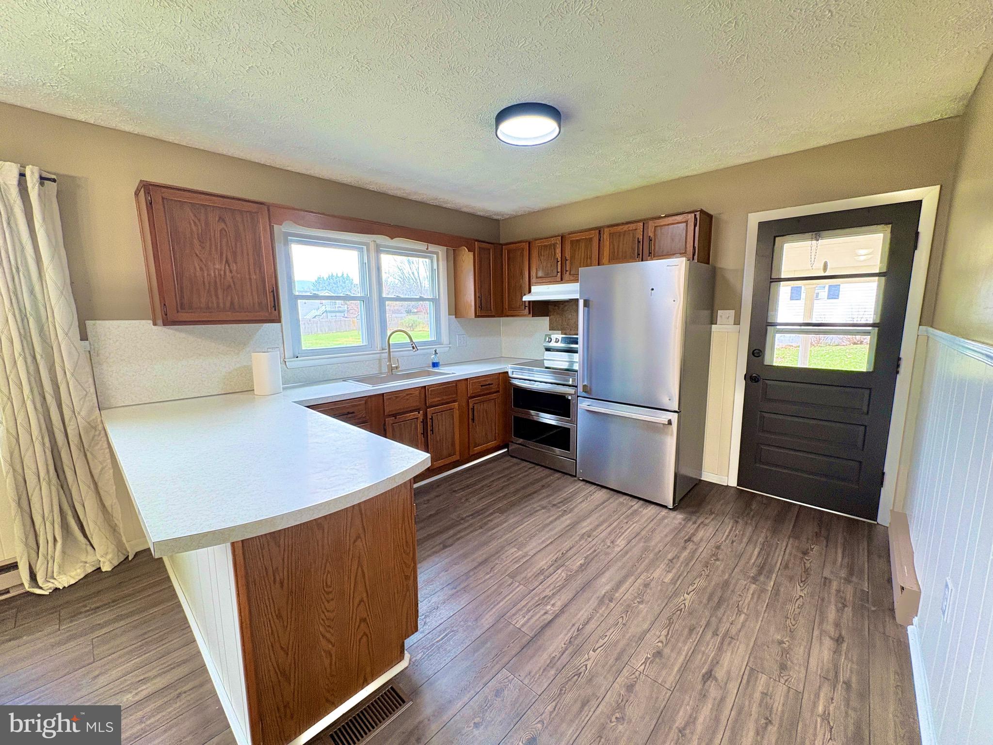 MASSANUTTEN VIEW - Residential