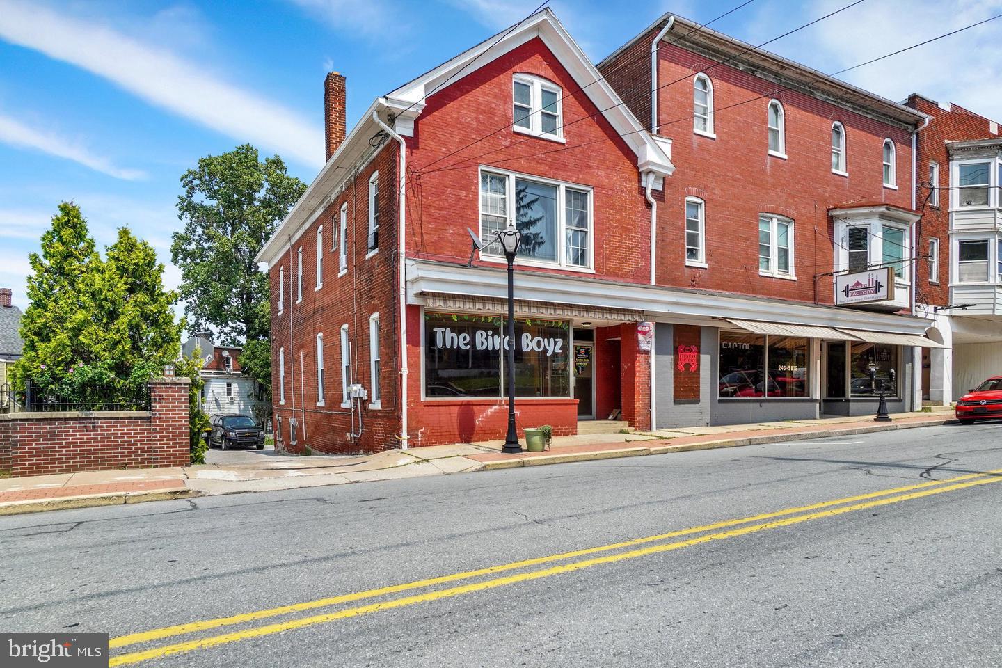 23 S MAIN STREET 25