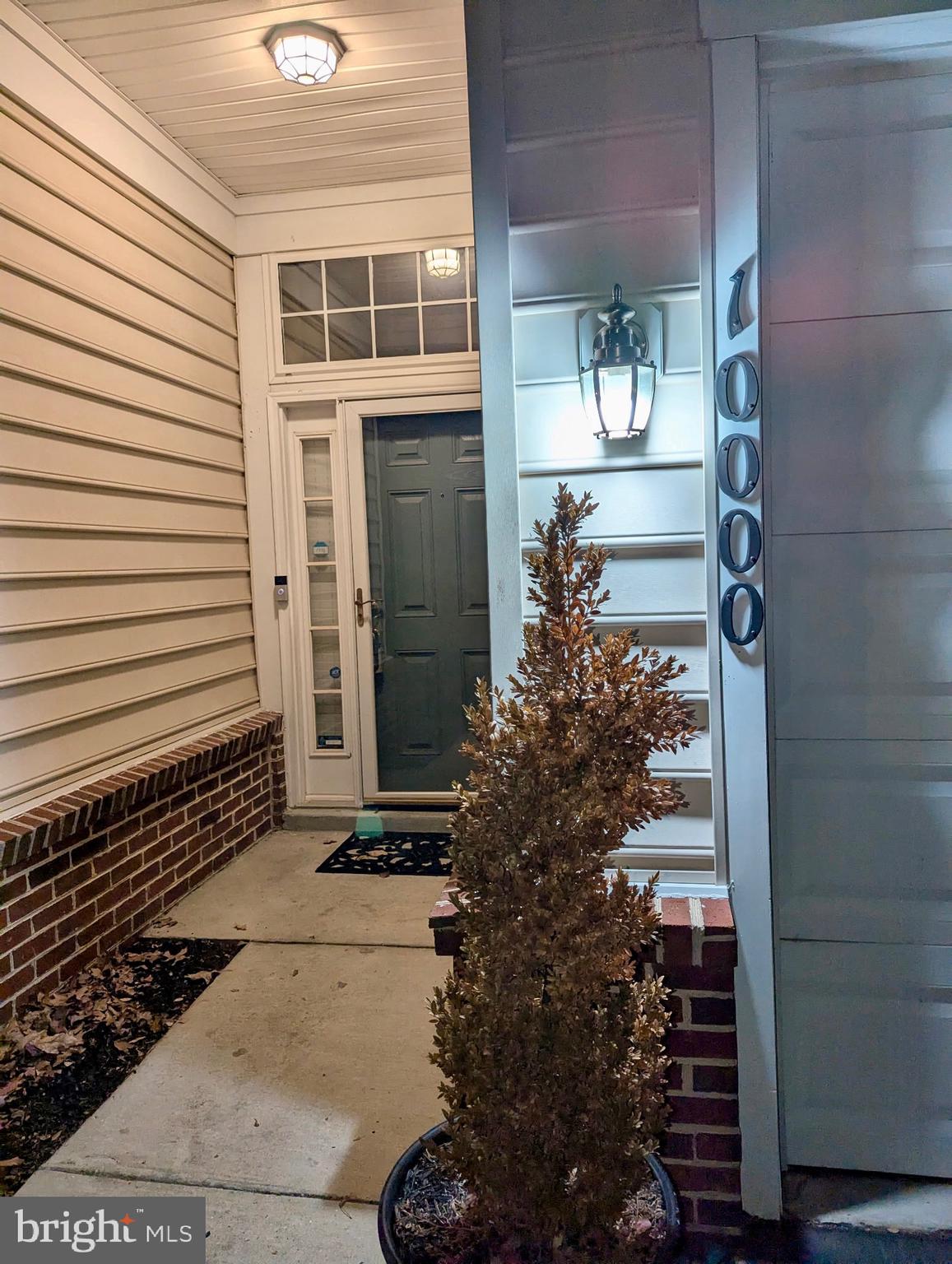 10000 GOLDENWOOD COURT