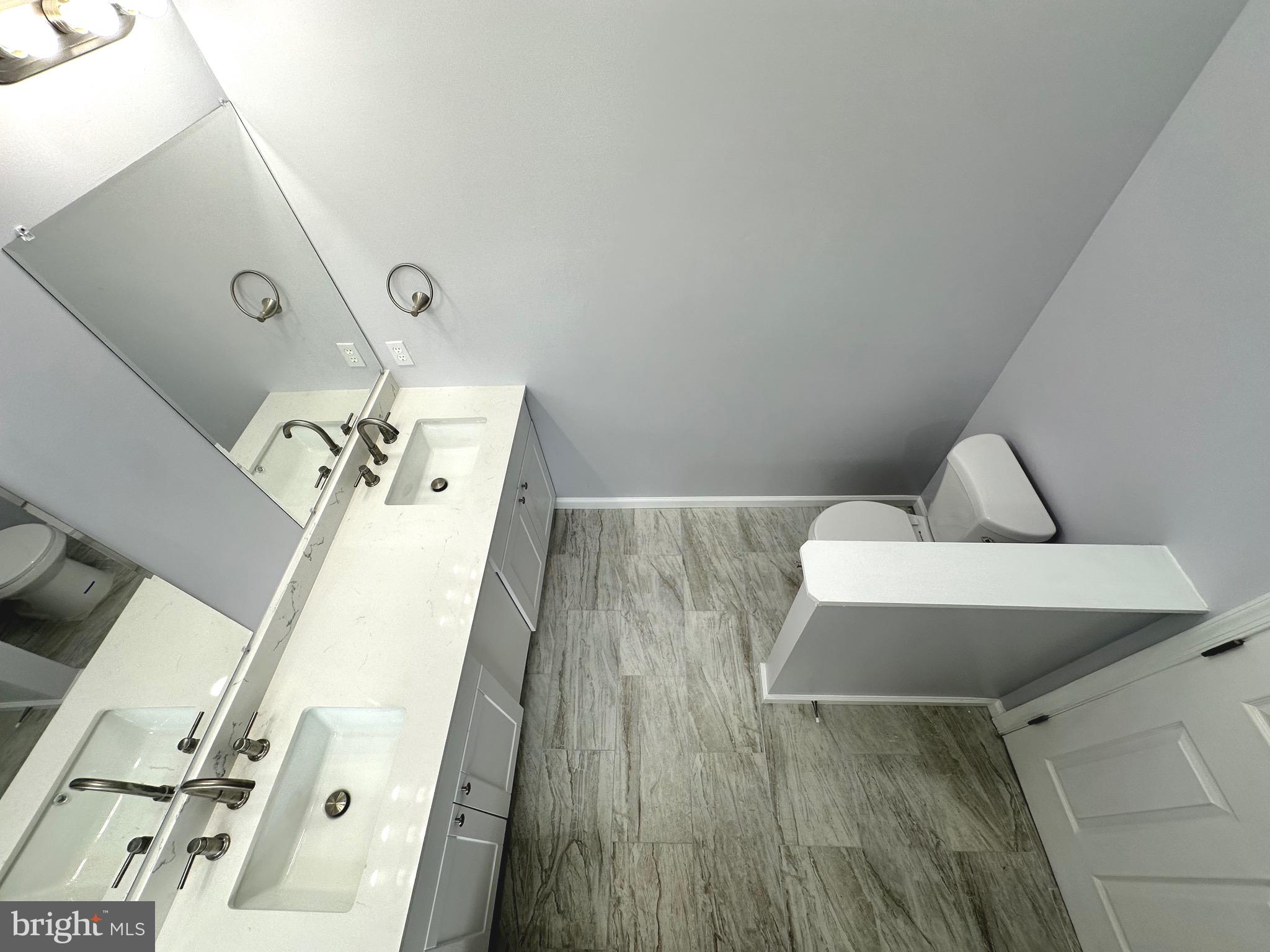 NORTHRIDGE - Residential