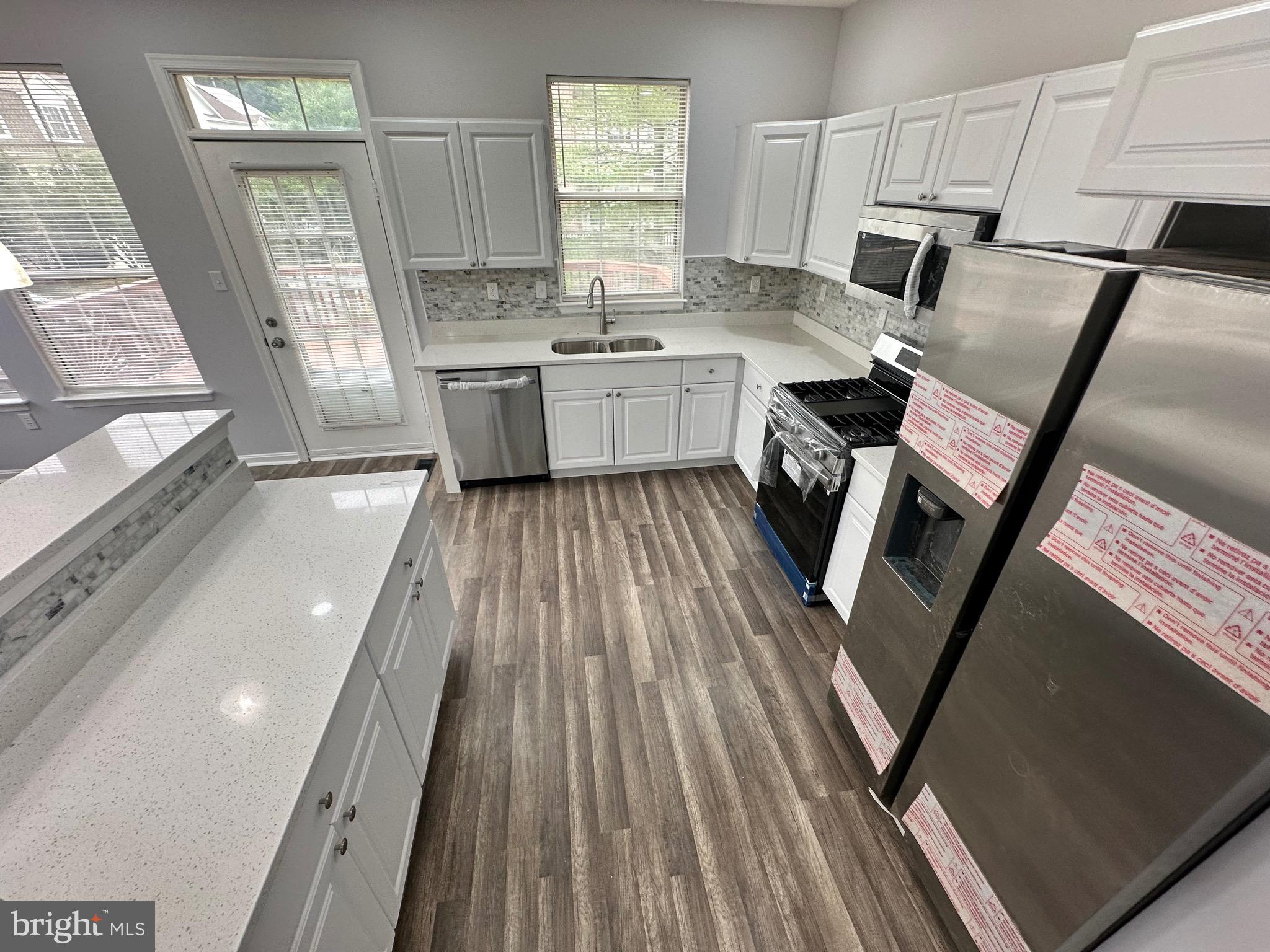 NORTHRIDGE - Residential