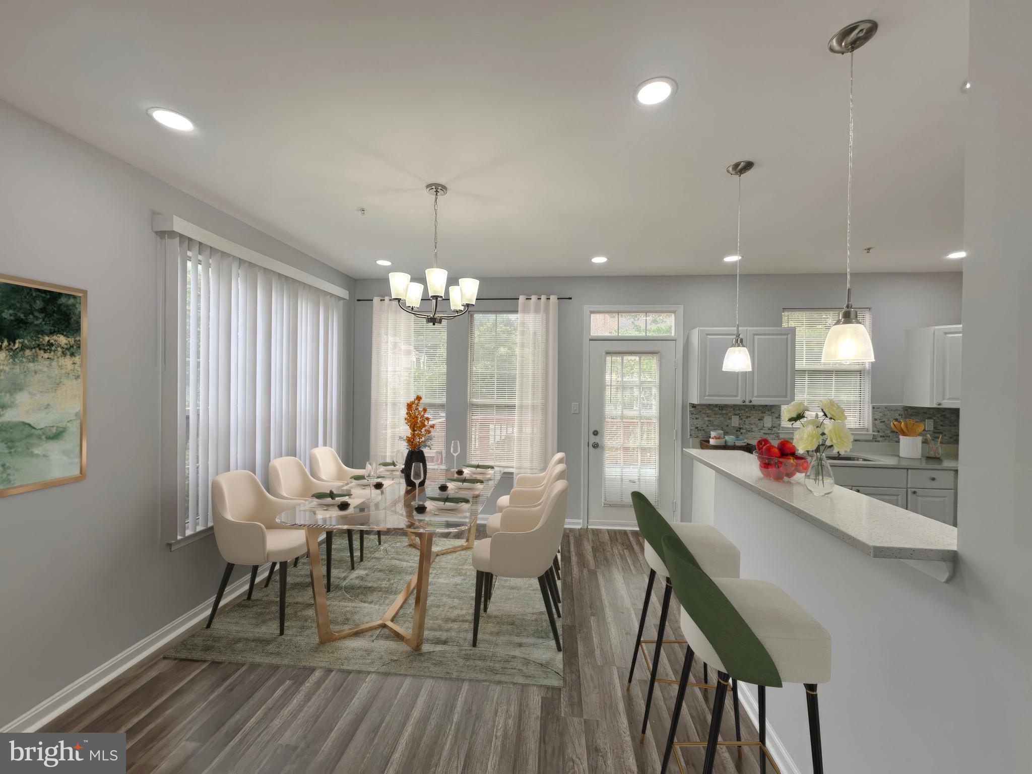 NORTHRIDGE - Residential