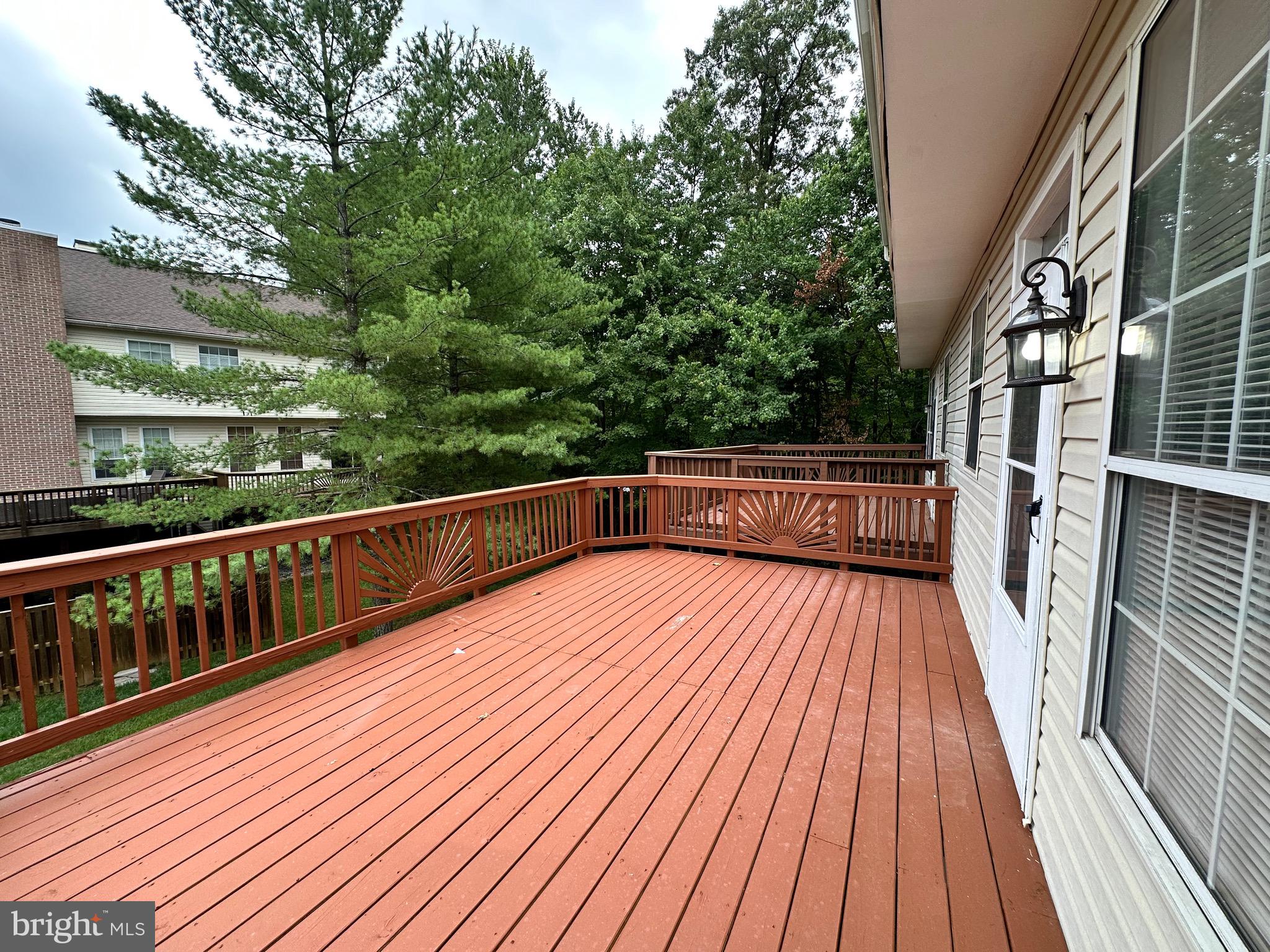 NORTHRIDGE - Residential