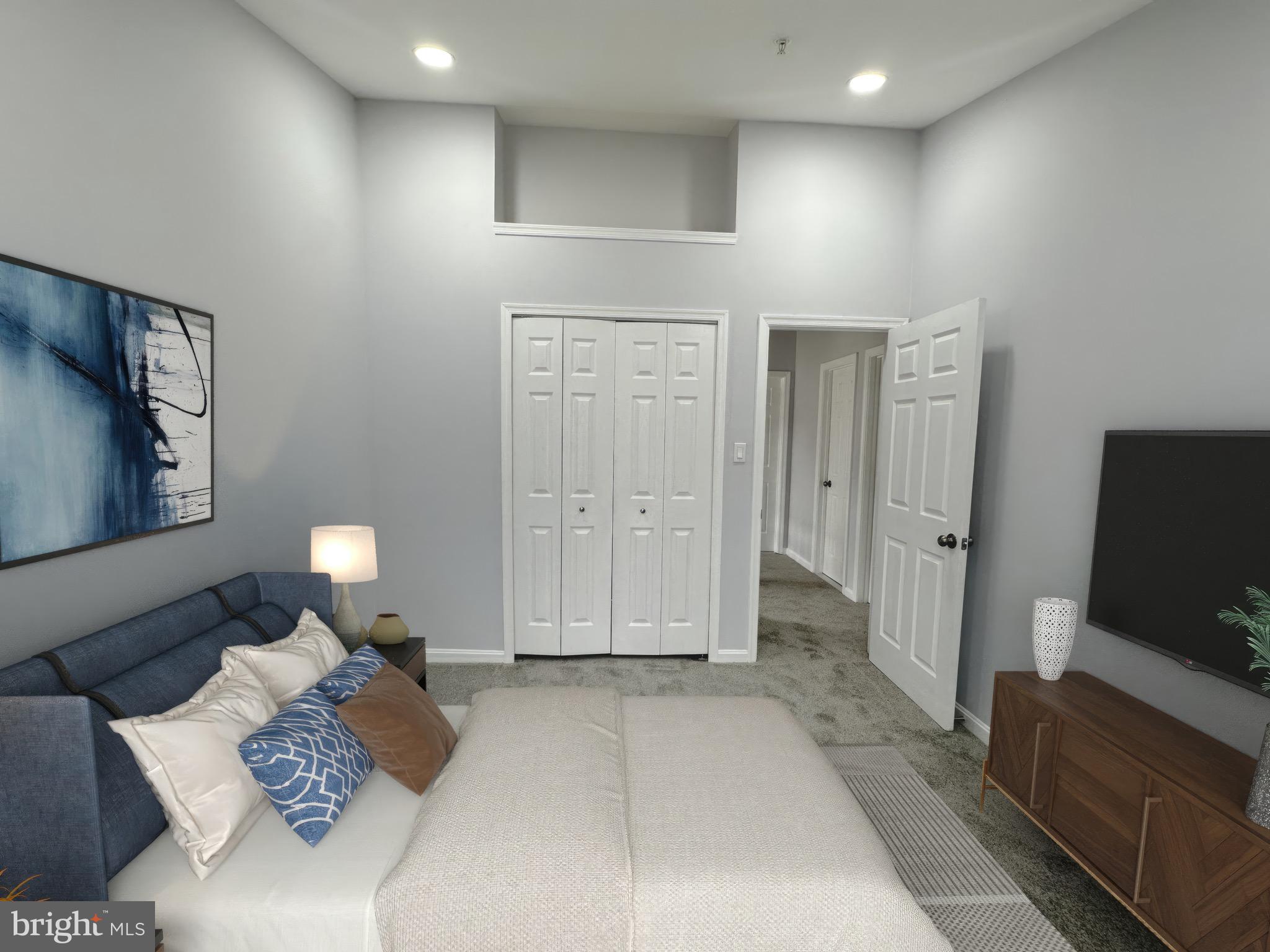 NORTHRIDGE - Residential