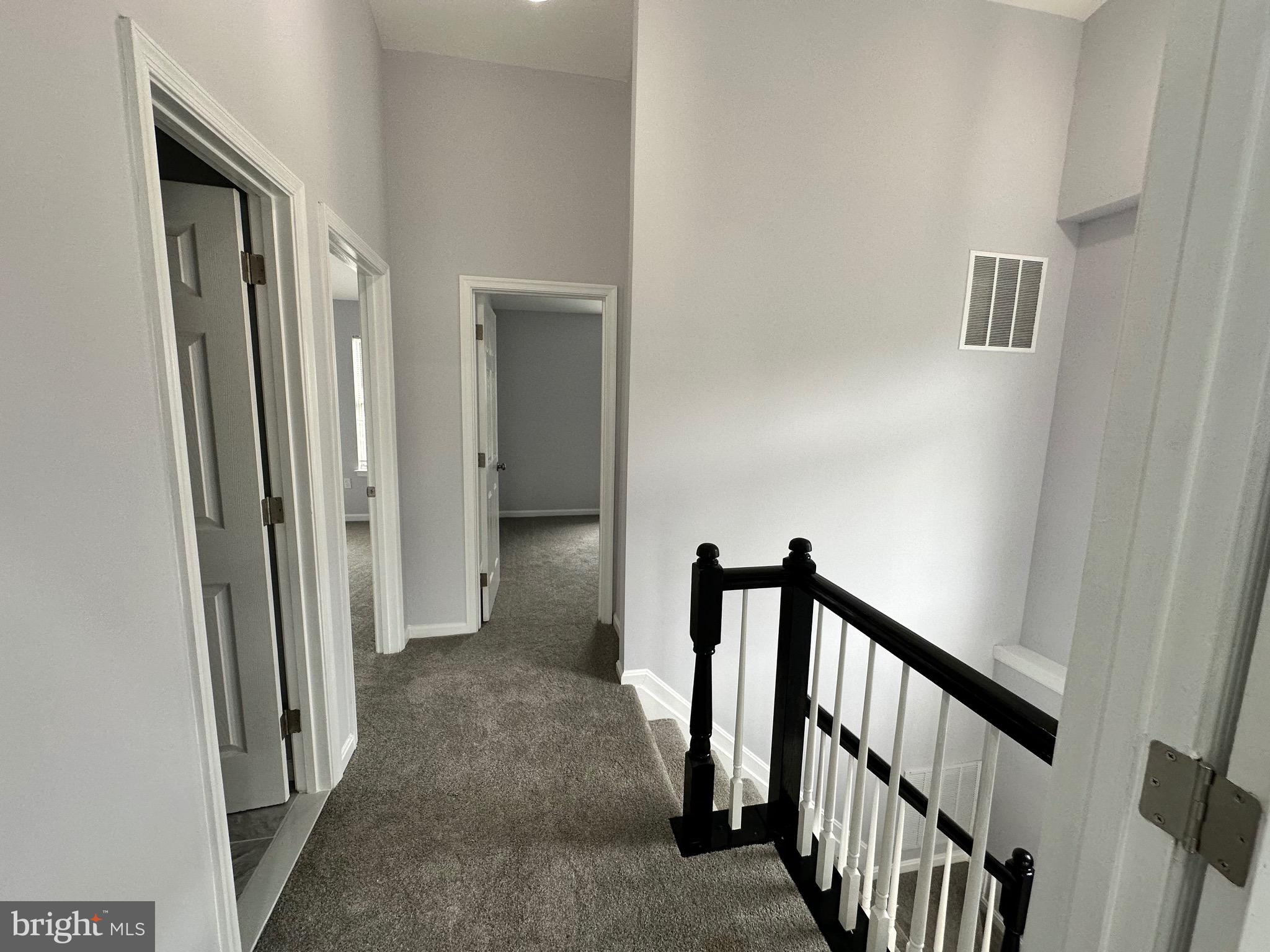 NORTHRIDGE - Residential