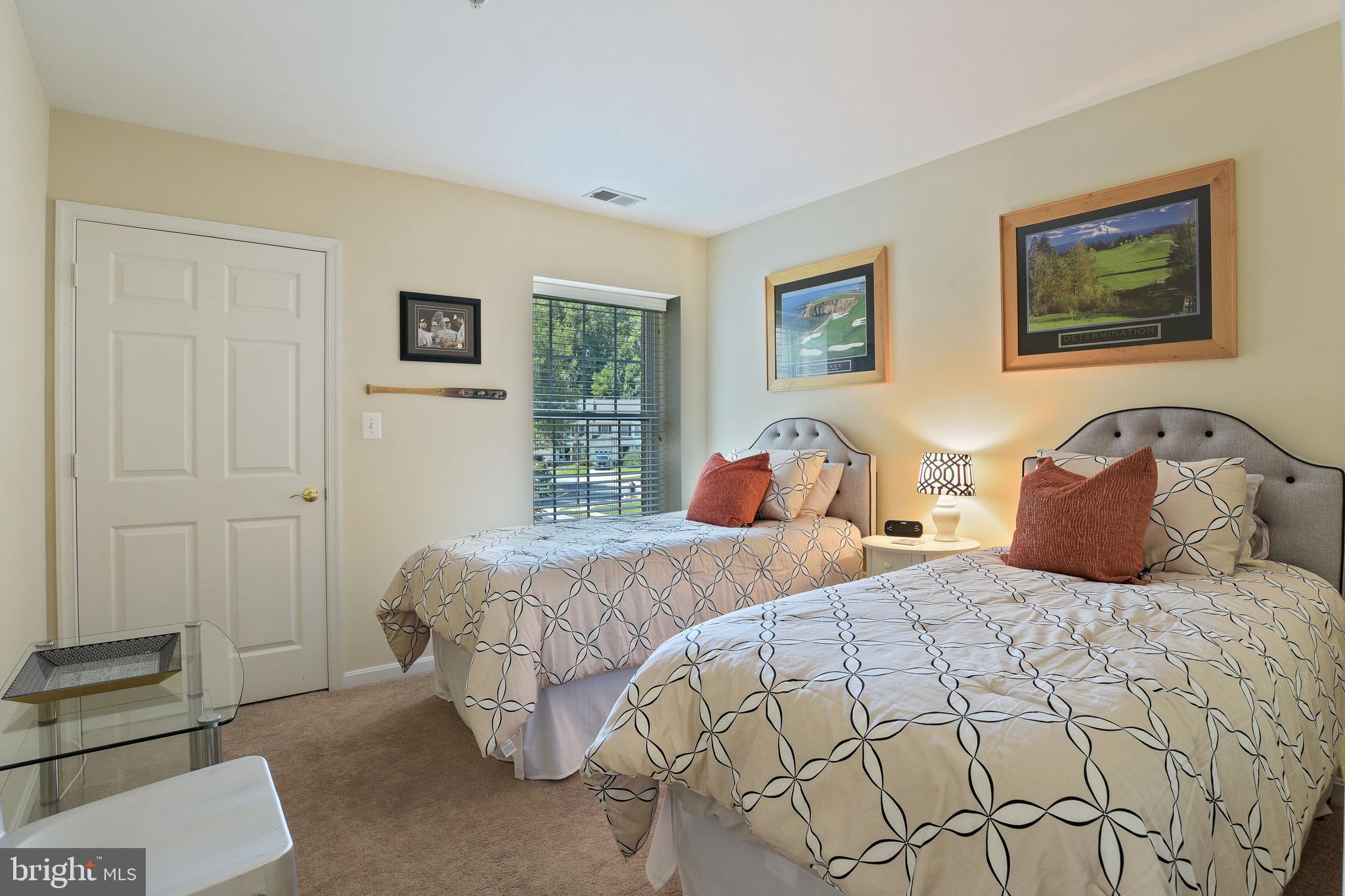 STRAFFAN CONDOS - Residential